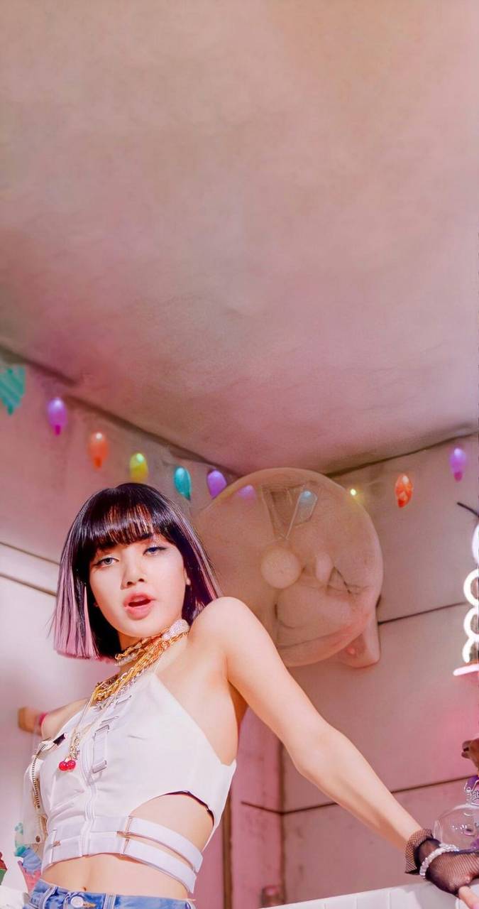 Lisa Ice Cream wallpaper