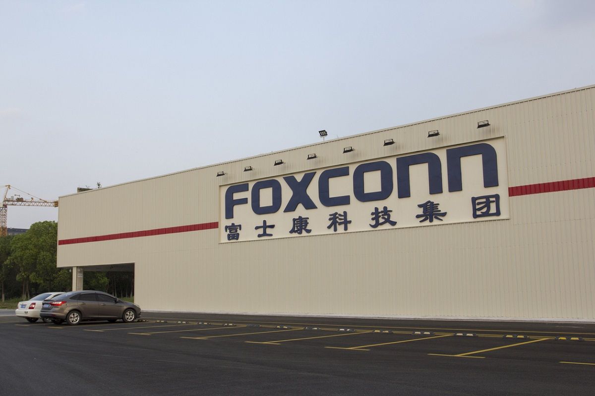 Foxconn relocates iPad and MacBook production to Vietnam at Apple's request