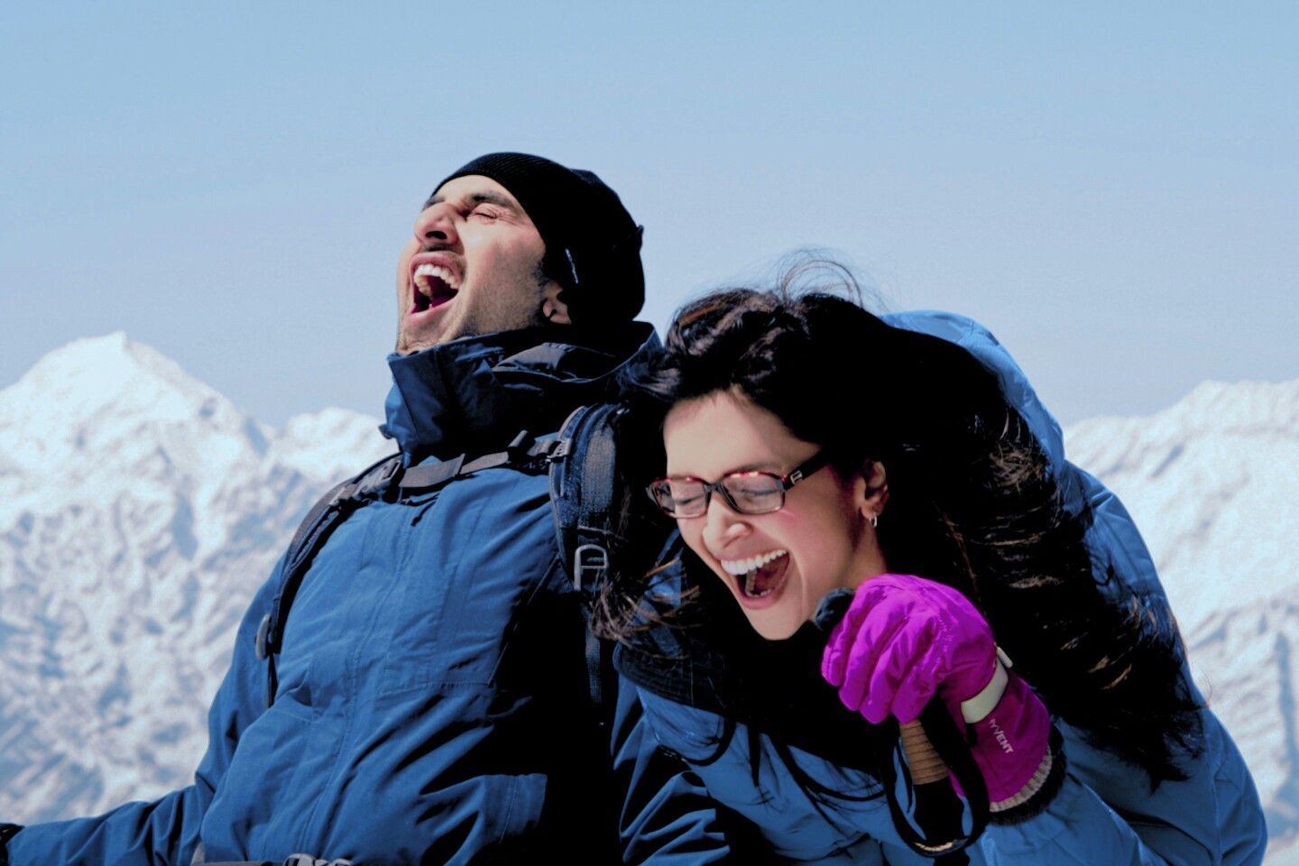 deepveer. Bollywood movie, Movie wallpaper, Beautiful bollywood actress