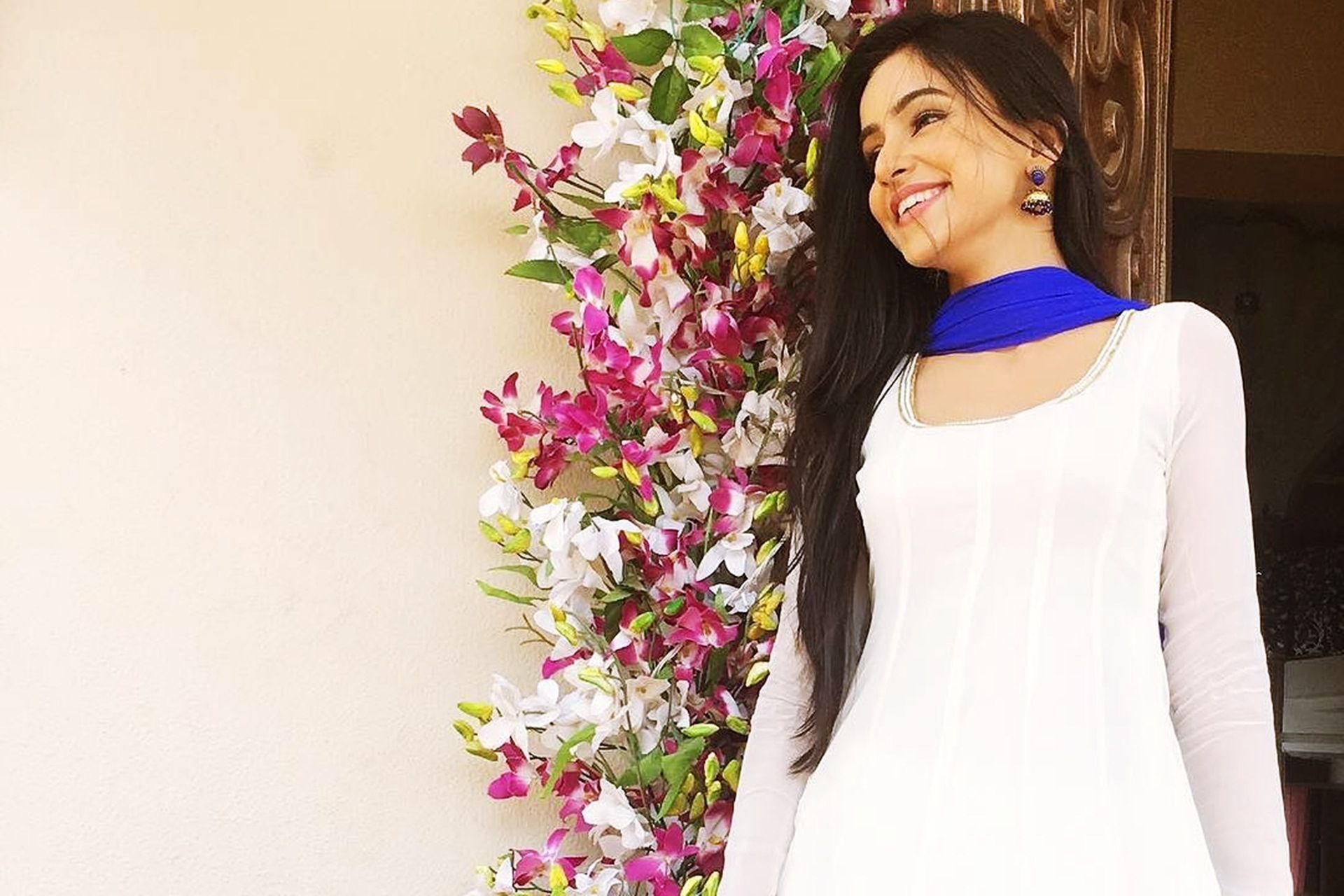Ankitta Sharma Wallpaper HD Background Free Download