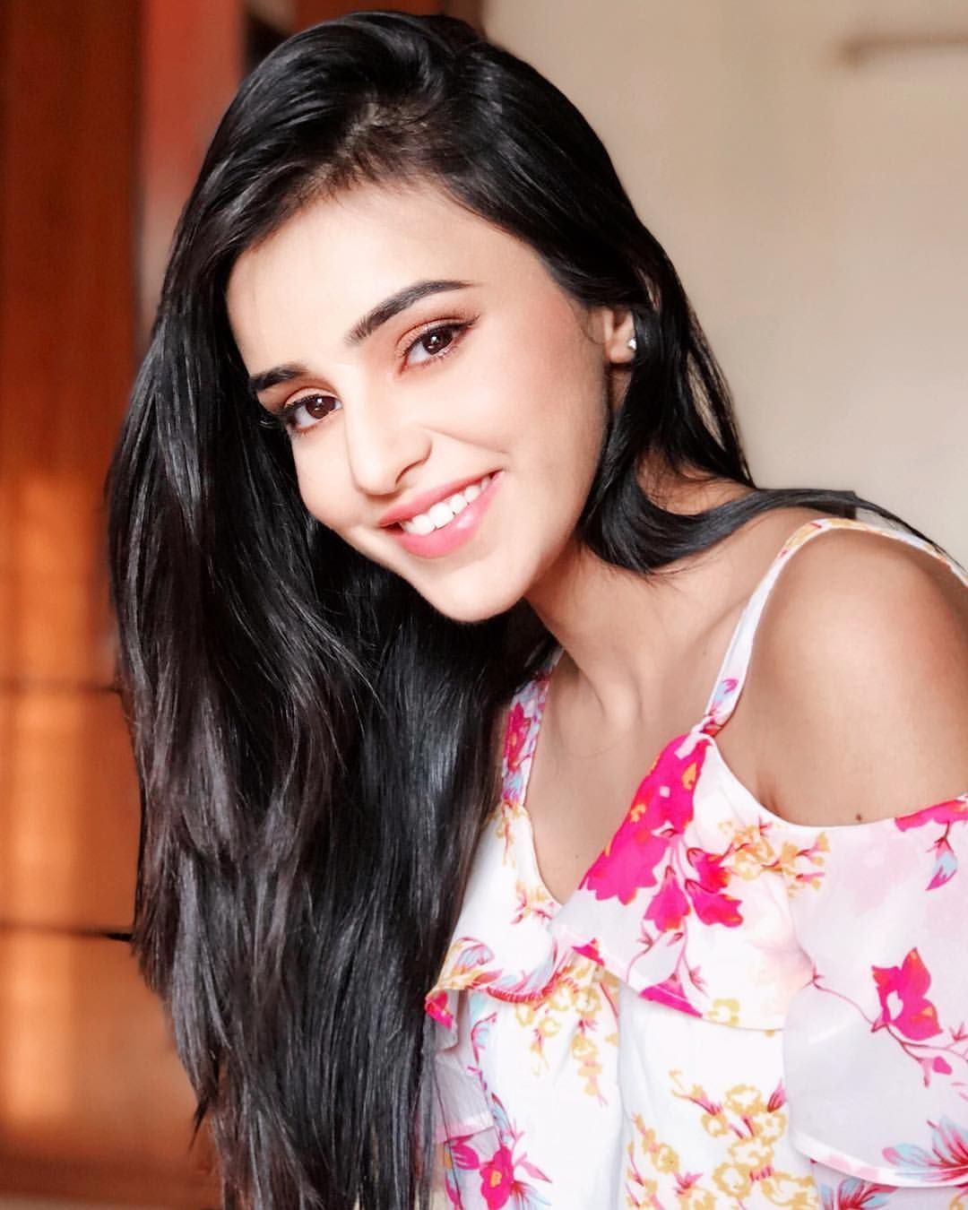 Cute ankita sharma ideas. ankita sharma, sharma, stylish girl