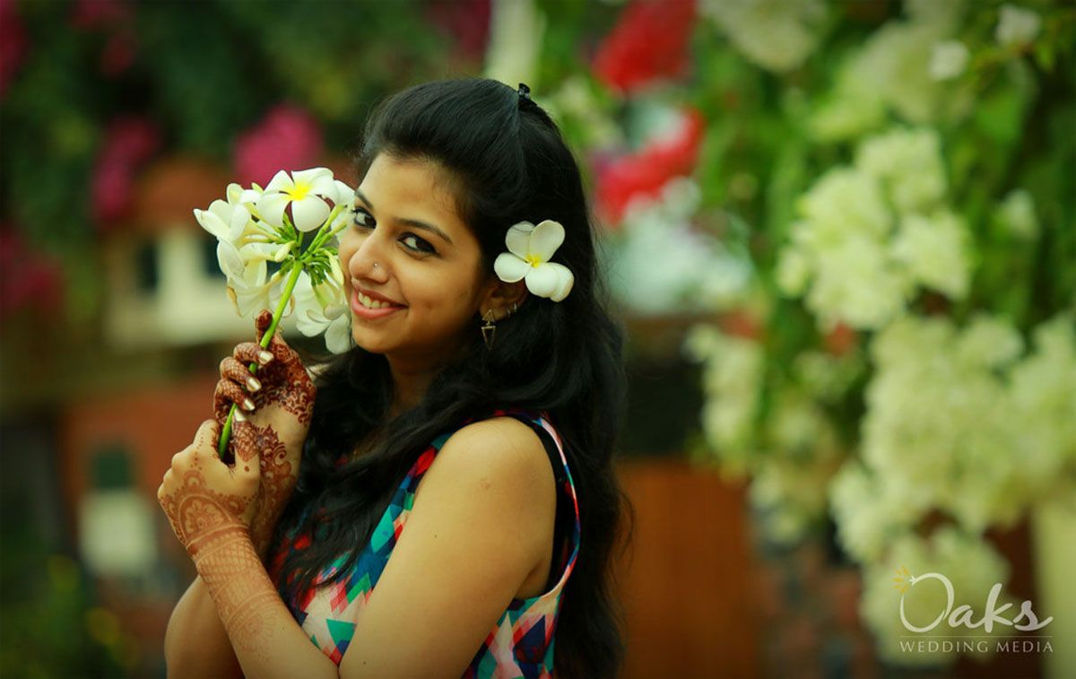 40 Beautiful Kerala Wedding Photography examples and Top Photographers.
