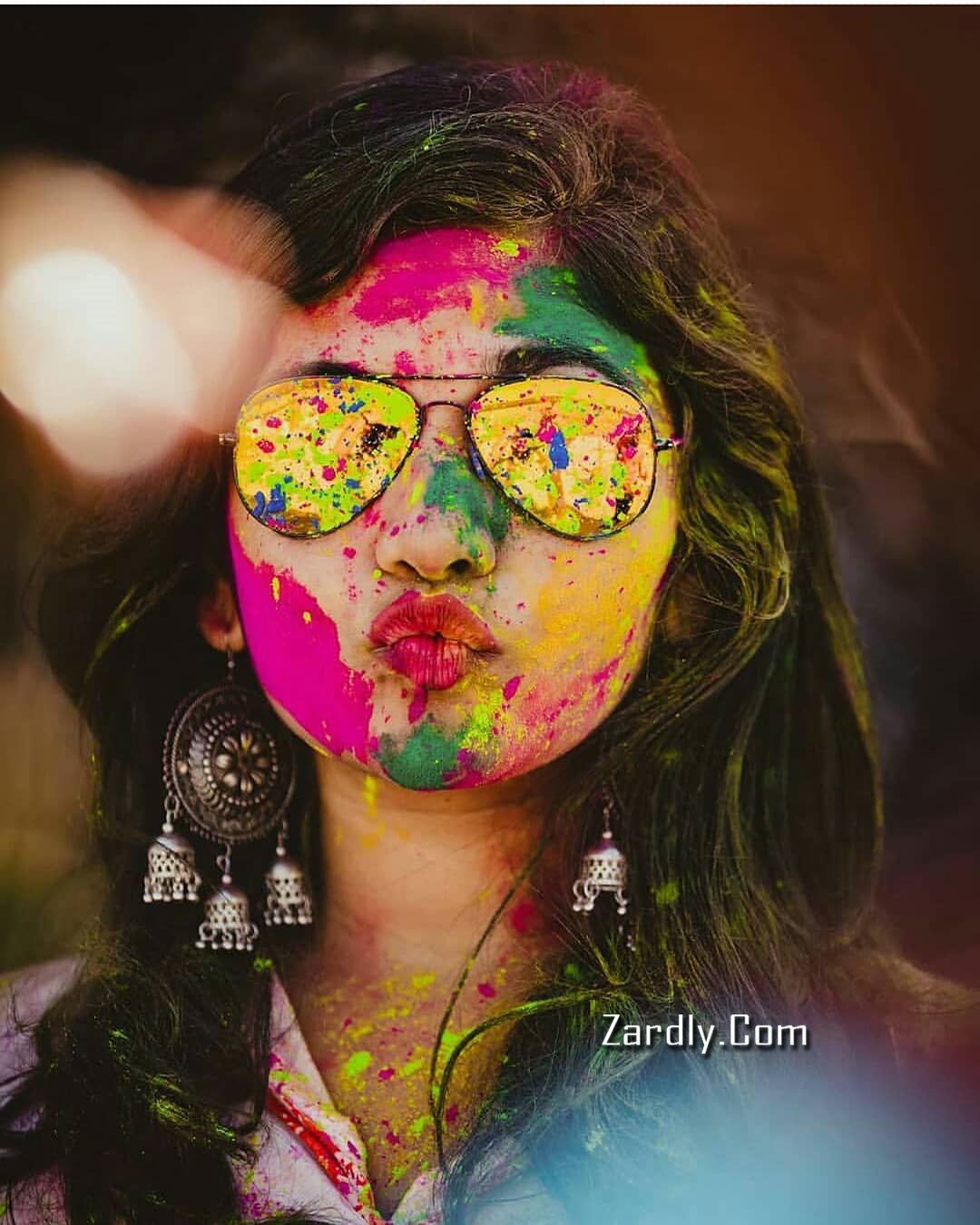 Beautiful Girls Holi Festival Picture, Status, Image And Wallpaper 2020 2021