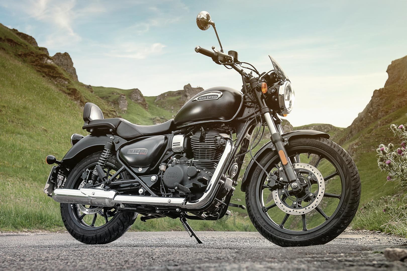 Royal Enfield Meteor 350 Wallpaper