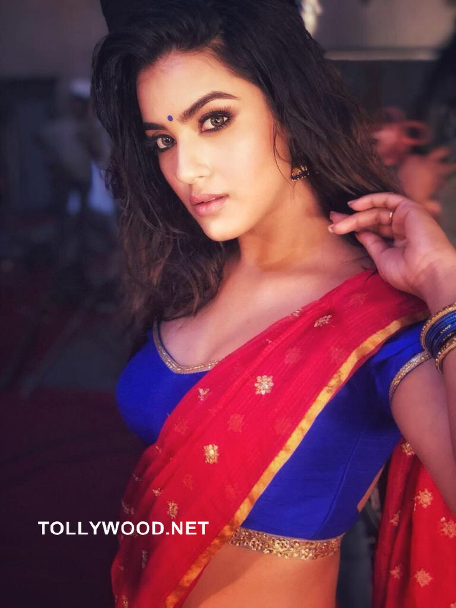 Kavya Thapar Photo, Kavya Thapar Hot Pics, Kavya Thapar New Gallery, Kavya Thapar Pics, Kavya Thapar Gallery, Kavya Thapar Stills, Kavya Thapar