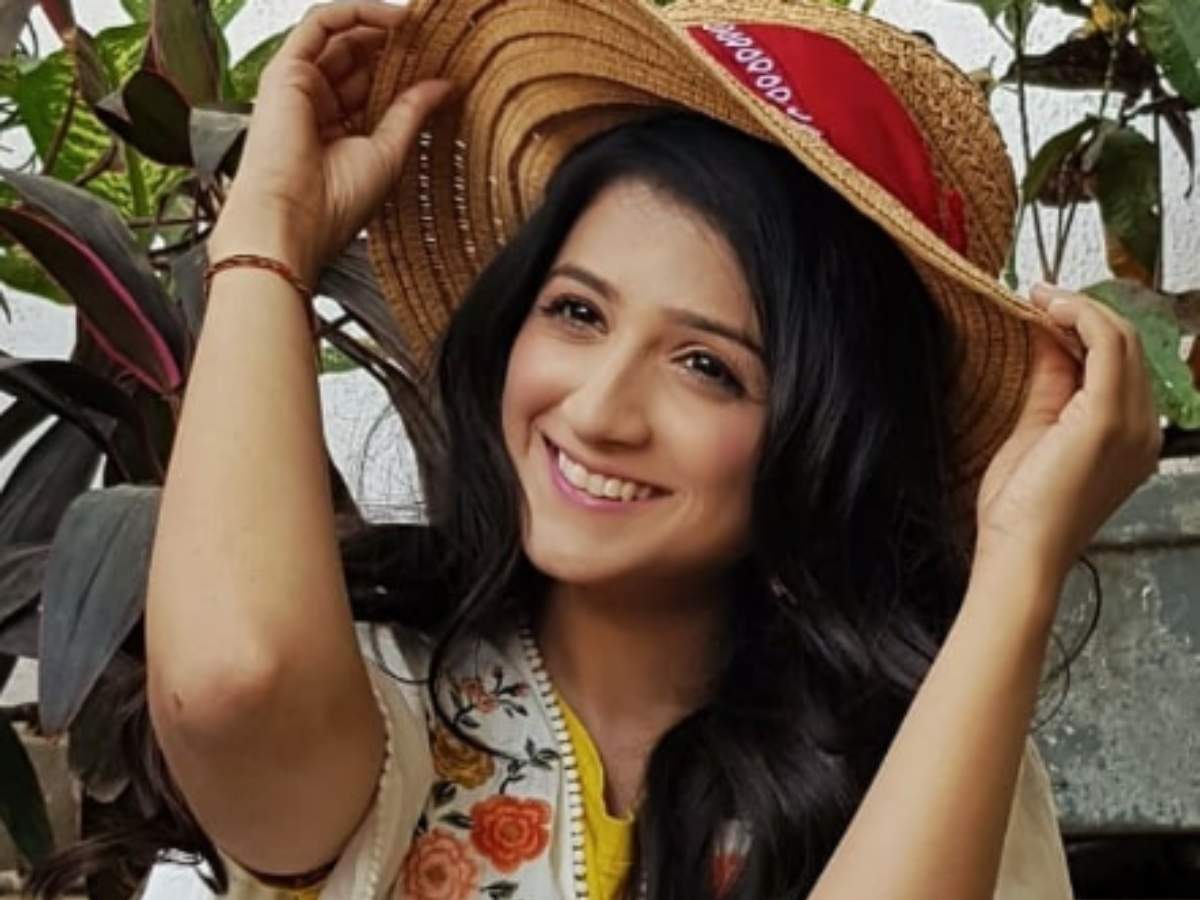 Aarohi Patel Photo. Aarohi Patel Image. Aarohi Patel Picture Entertainment