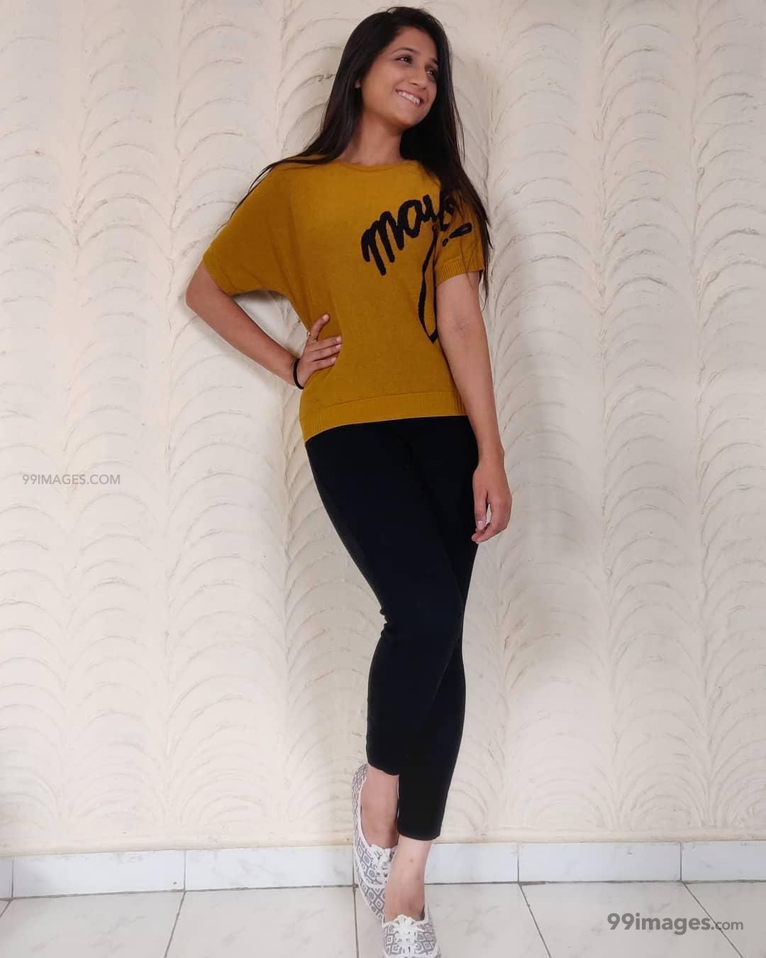 Aarohi Patel HD Wallpaper (Desktop Background / Android / iPhone) (1080p, 4k) (1080x1350)