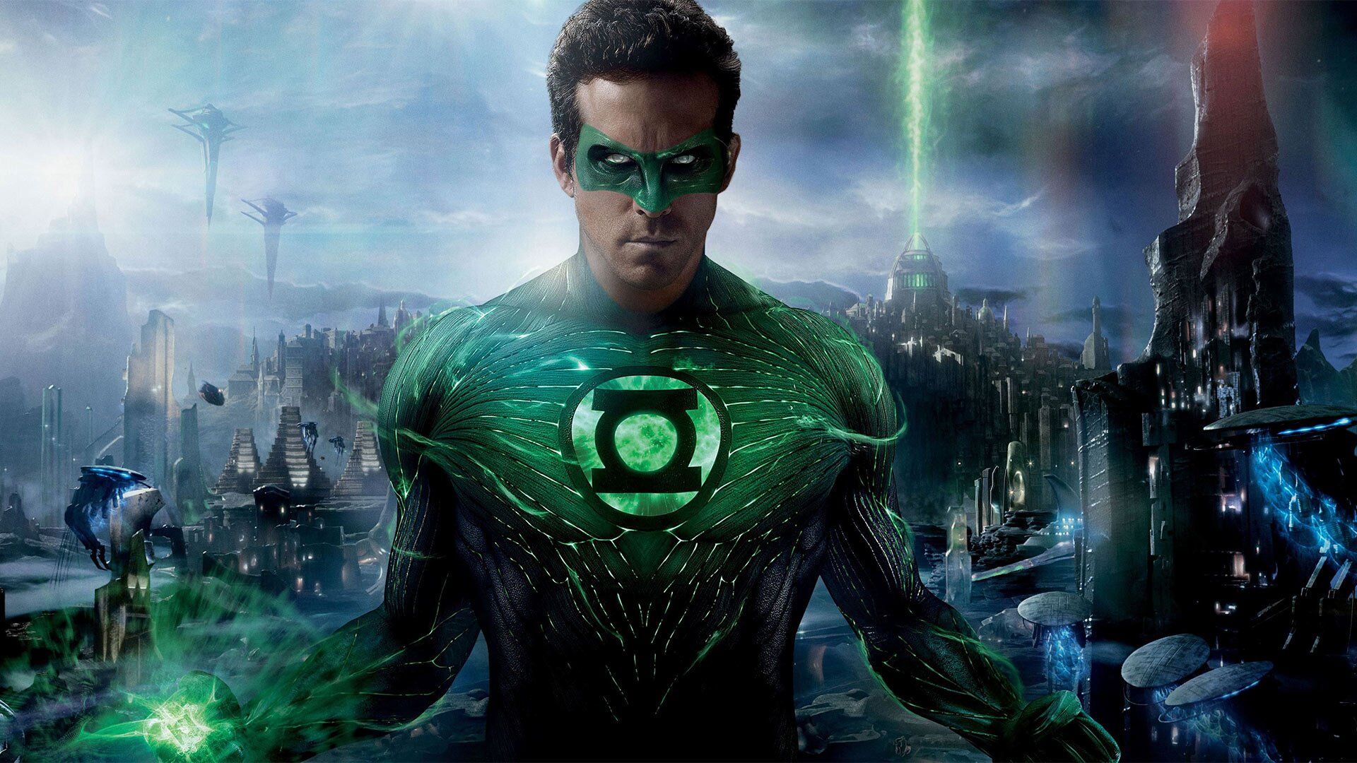 Ryan Reynolds Watches Green Lantern For First Time And Live Tweets Experience
