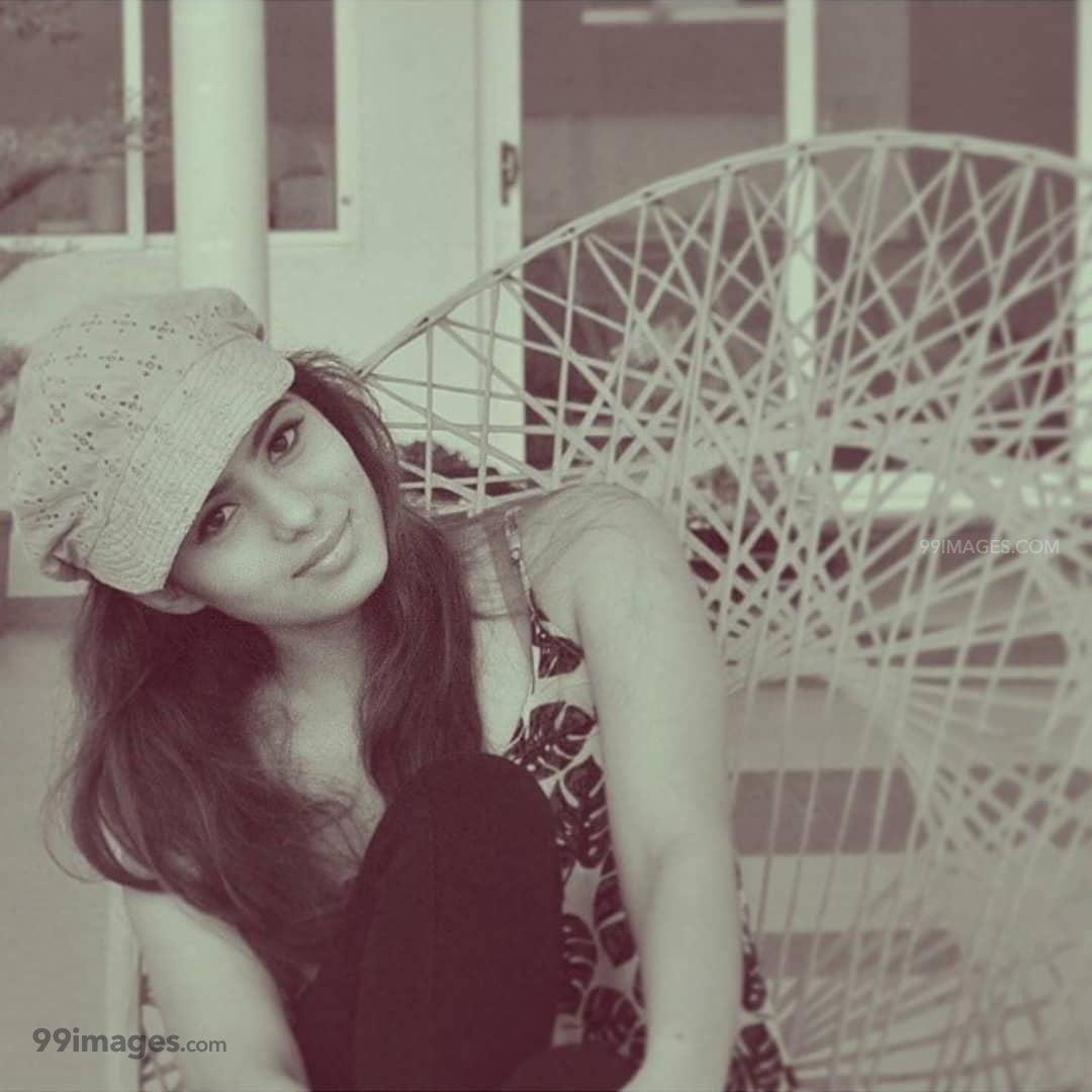 Deepa Sannidhi Image, HD Photo (1080p), Wallpaper (Android IPhone)