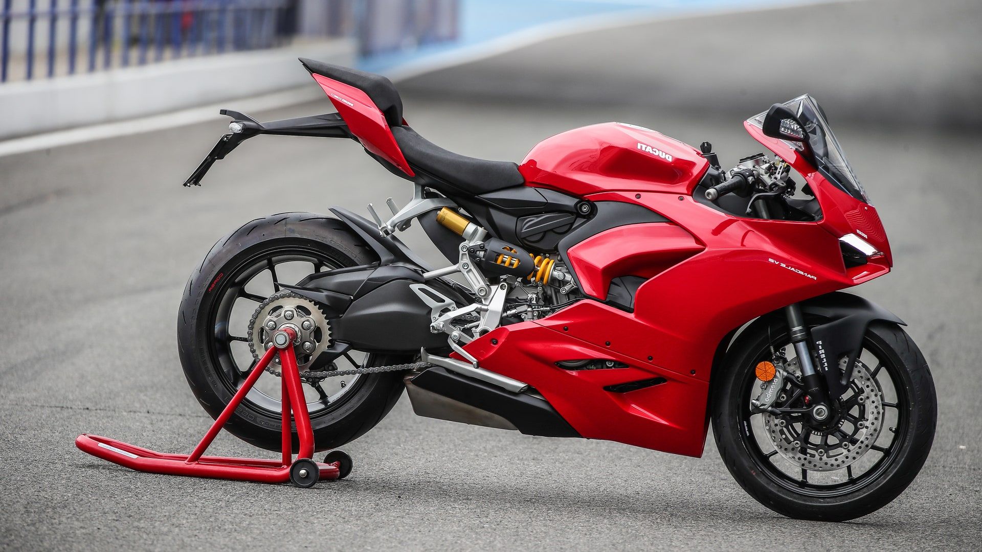 Ducati Panigale V2 Review: The Ultimate Super Middleweight