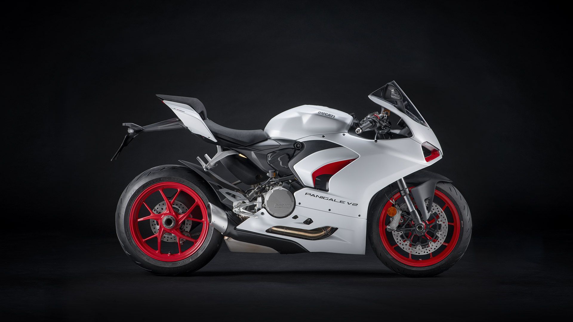 The Red Essence. In white: new livery for the Ducati Panigale V2
