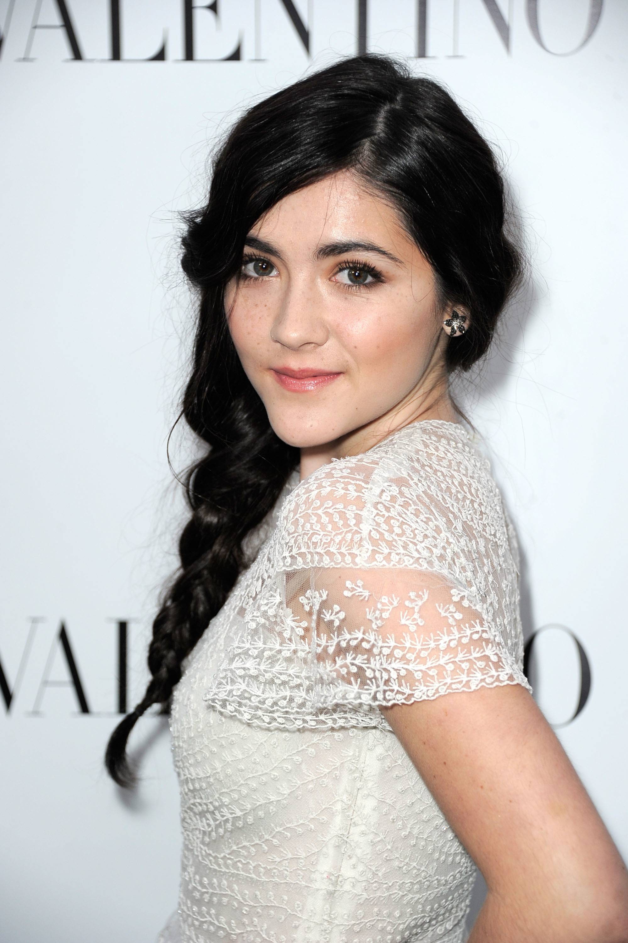 Photo 4 of Isabelle Fuhrman