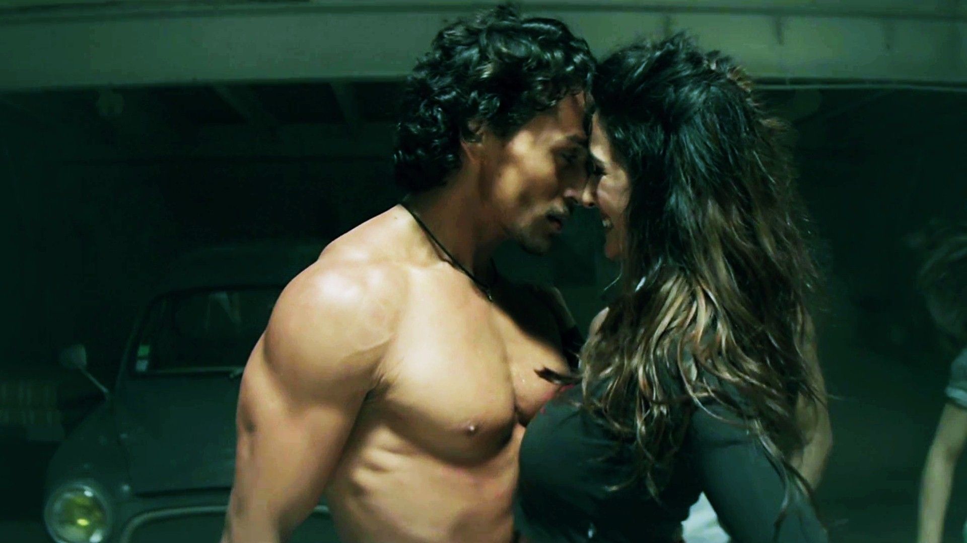 Romantic Couple Wallpaper 03101