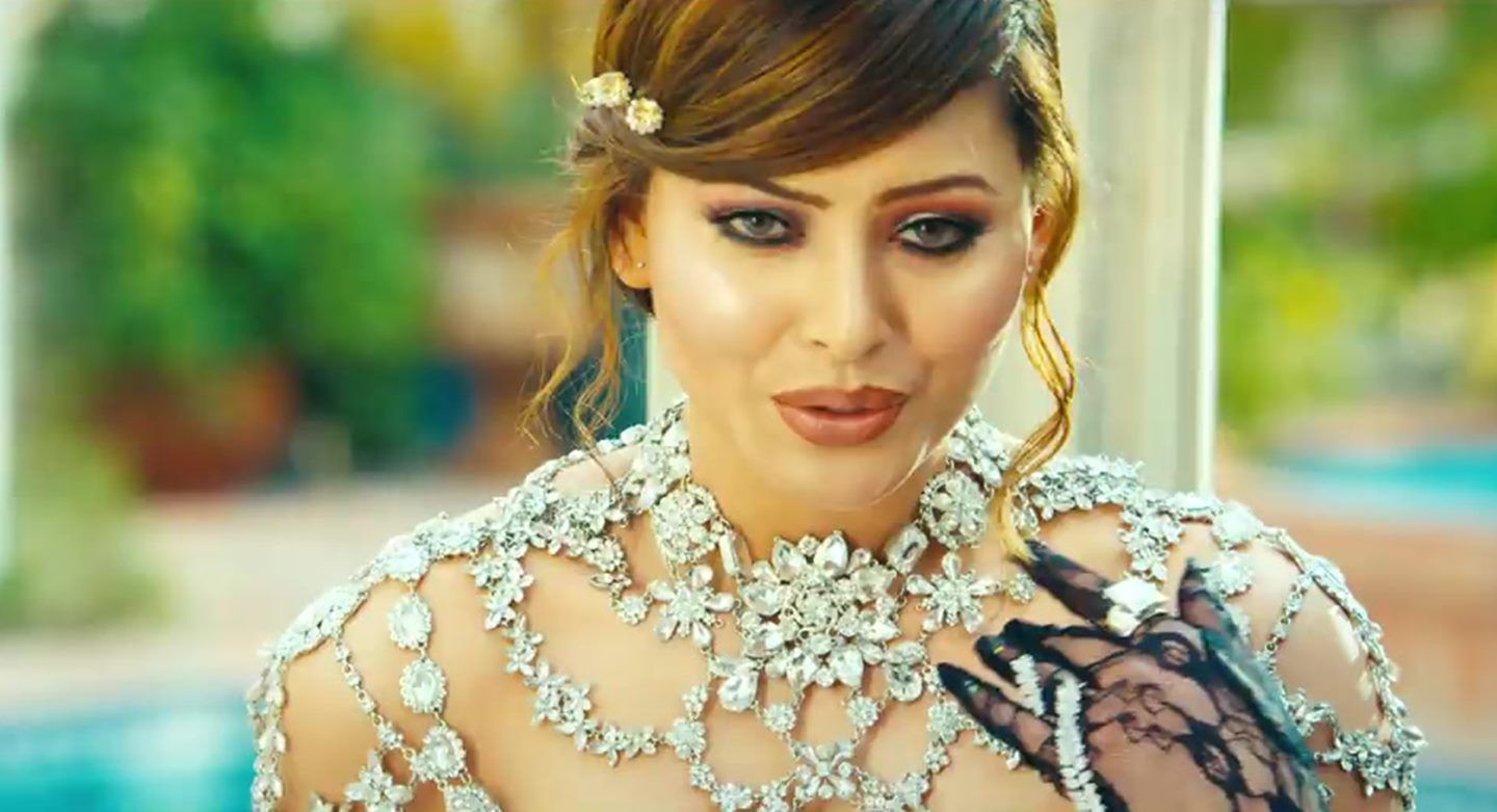 Urvashi Rautela Hate Story 4 Movie Wallpaper Story 4 Urvashi Movie Wallpaper & Background Download