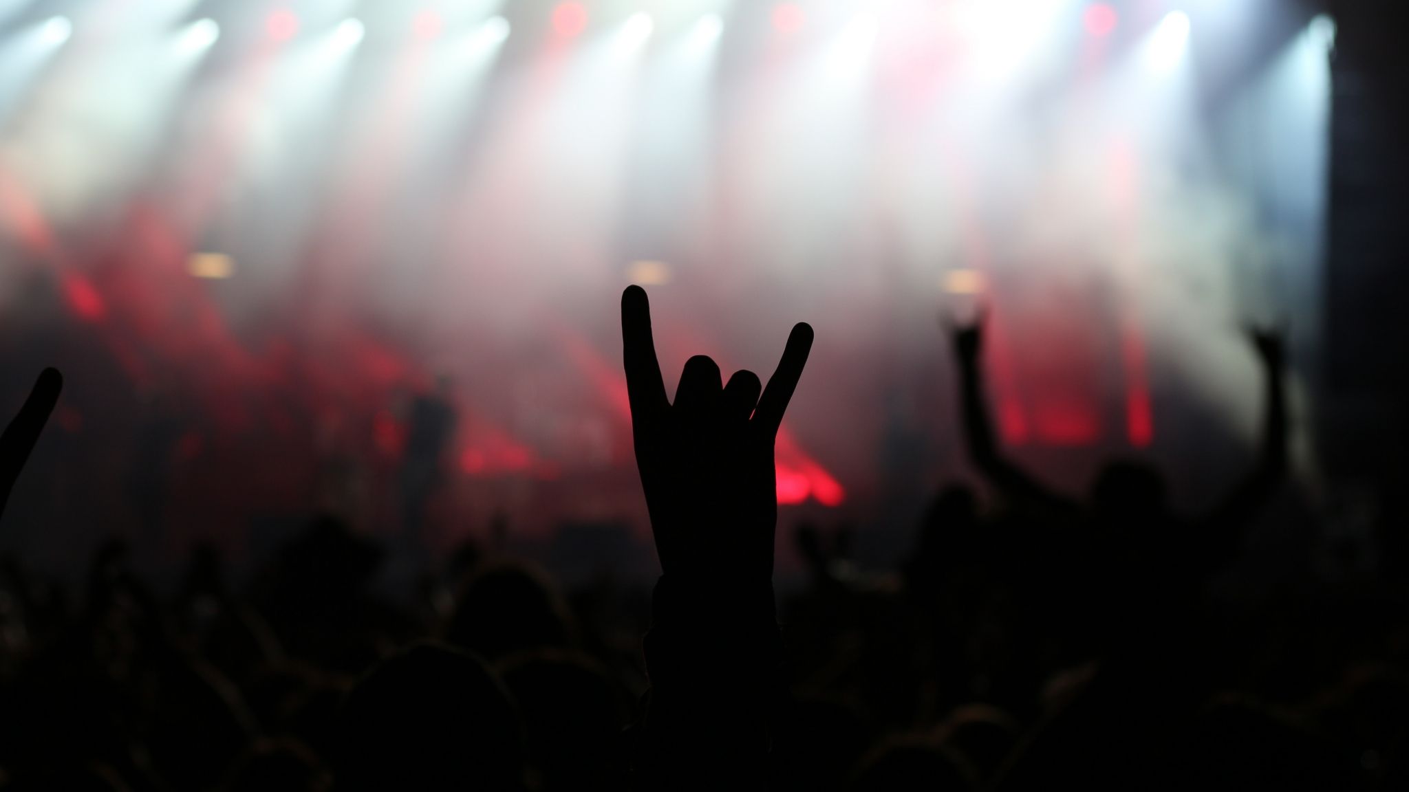Download 2048x1152 wallpapers rock party, music concert, dance, hands, party, dual wide, widescreen, 2048x1152 hd image, background, 411