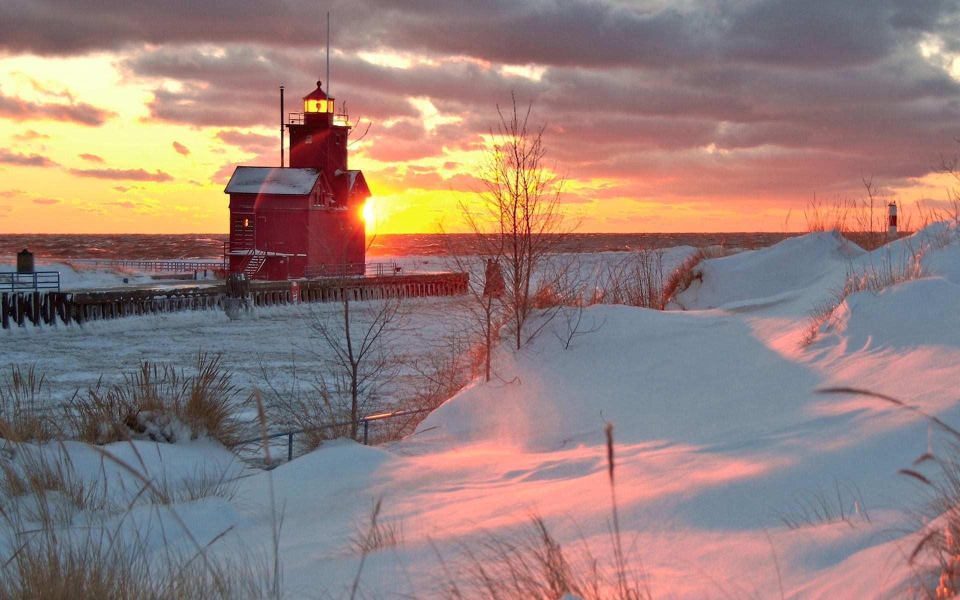 Lighthouse In A Winter Sunrise >> HD Wallpaper, get it now!