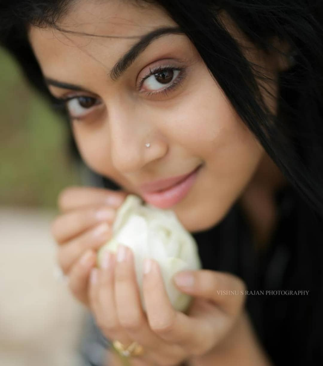 Sruthi Ramachandran Follow ⬇️ #sruthiramachandran #cinetimesme. Asian beauty girl, Beautiful girl photo, Beauty full girl