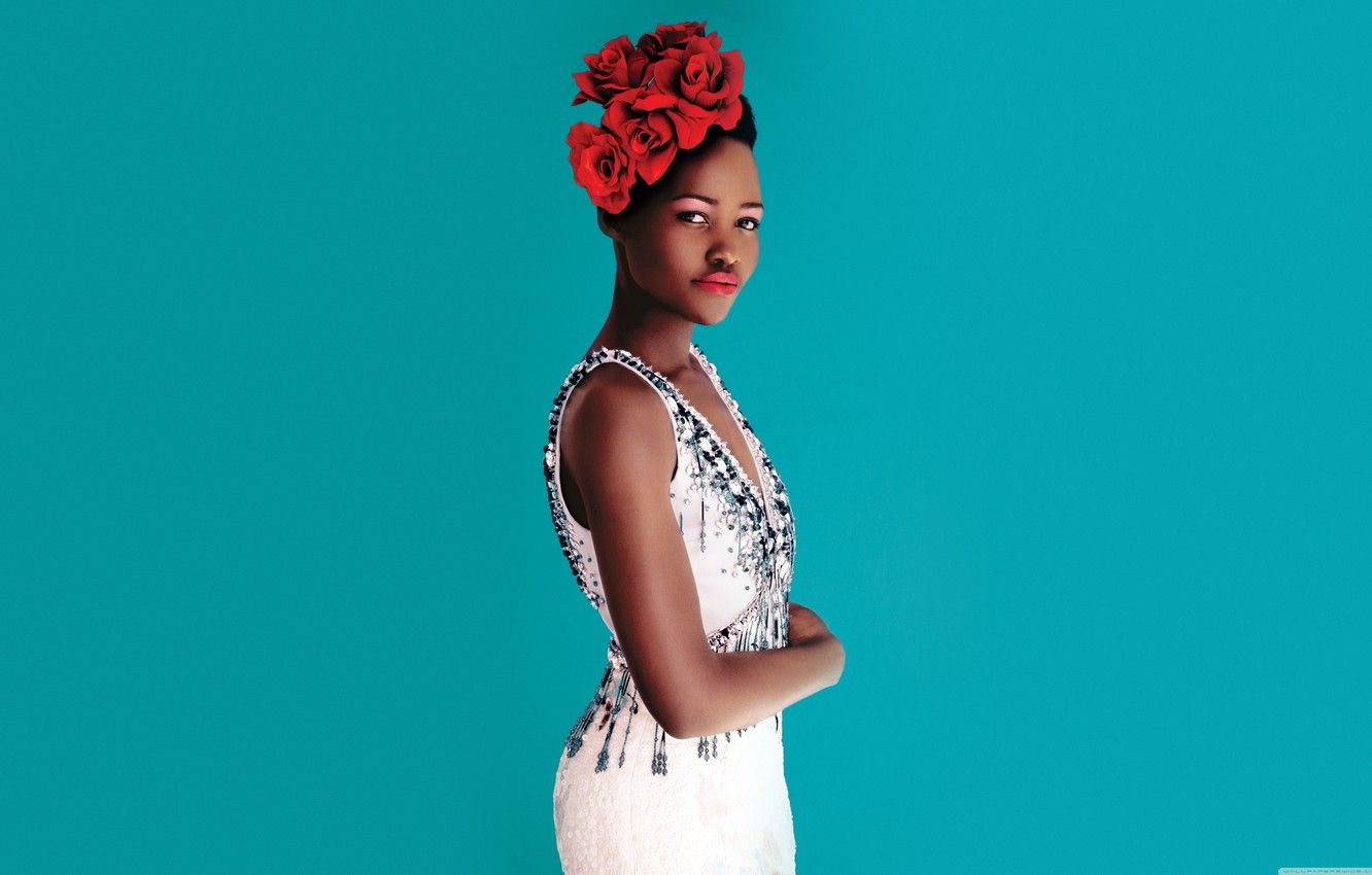 Wallpaper girl, model, actress, white dress, blue background, African- American, red flowers, Lupita Nyong'o image for desktop, section девушки