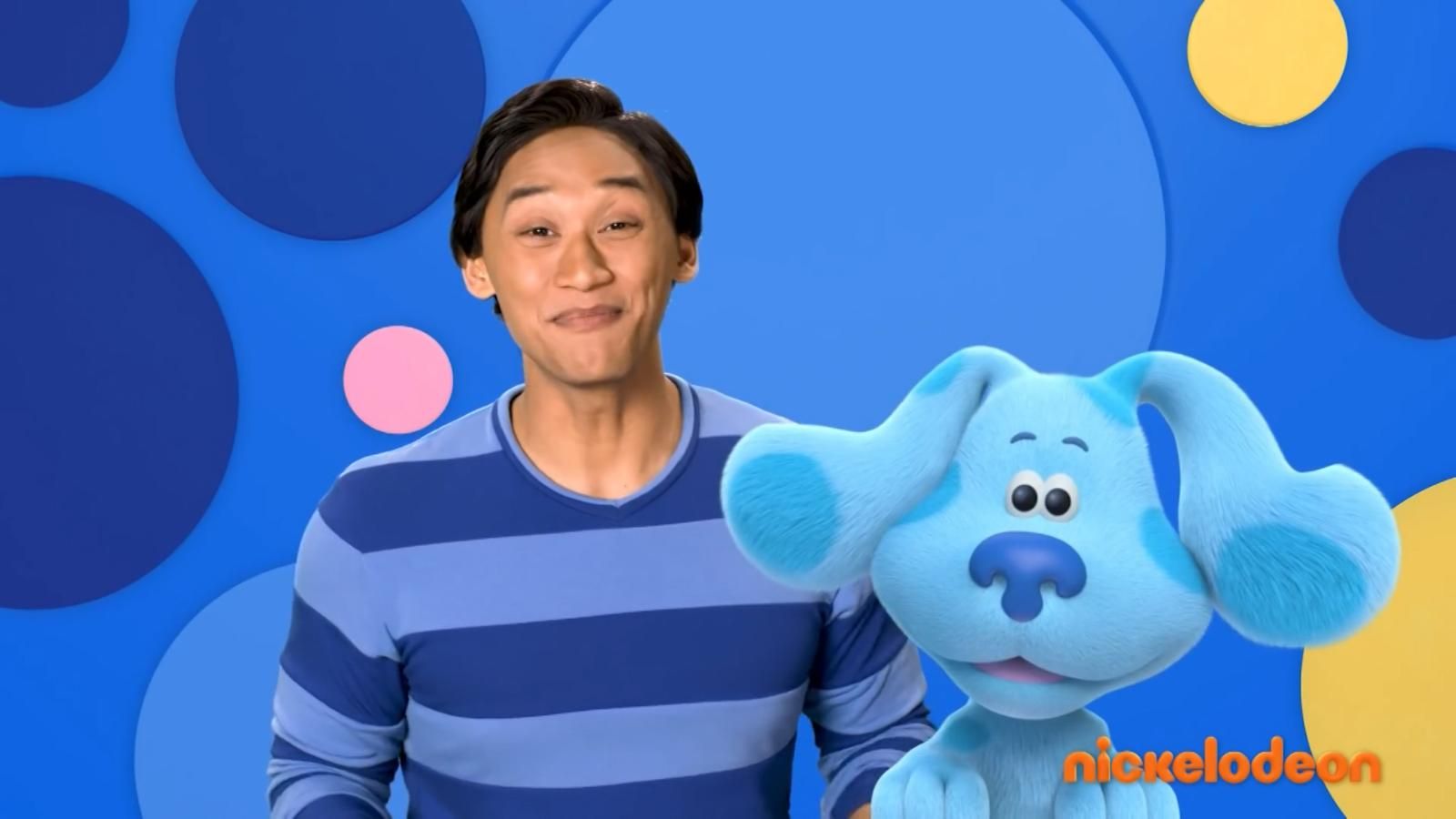Blue's Clues' is returning and people have mixed feelings