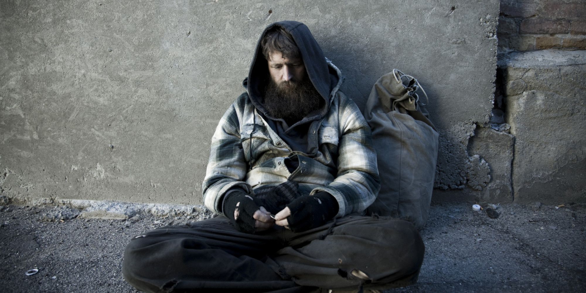 Бездомный мужчина