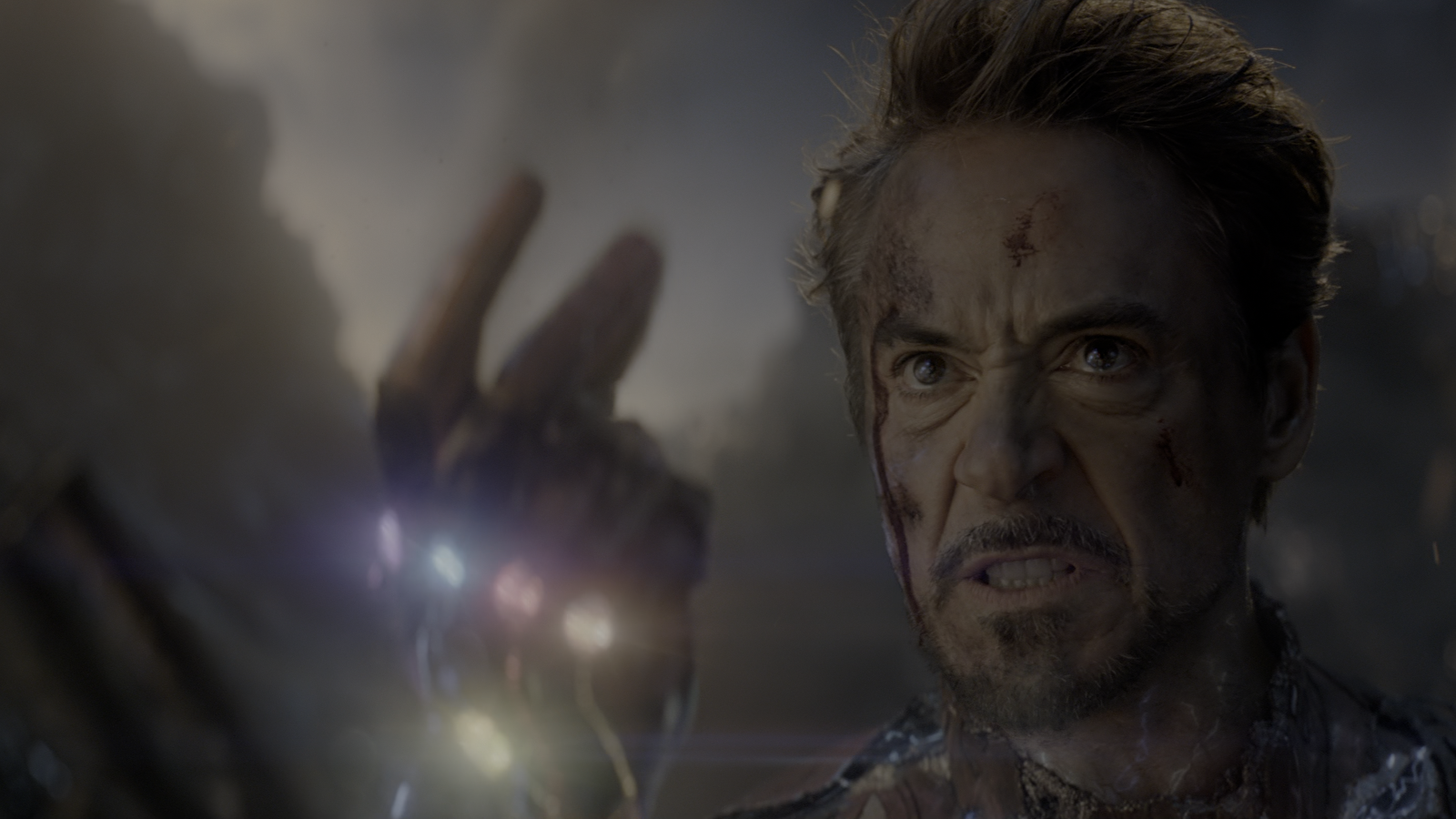 Avengers Endgame Wallpaper (Iron Man and Thanos final battle), more in comments! [3840 x 2160]