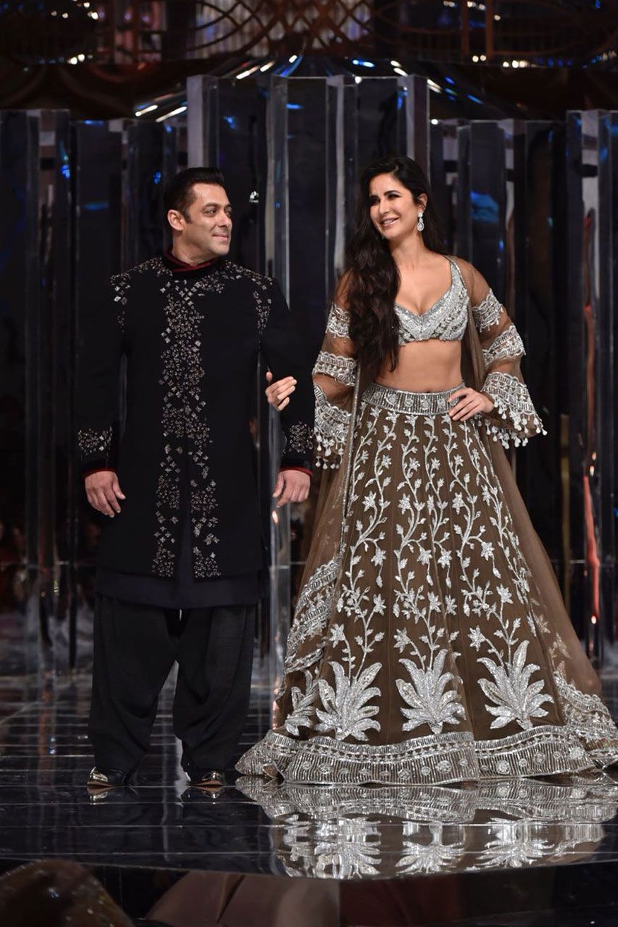 Salman Khan, Katrina Kaif Walk the Ramp for Manish Malhotra