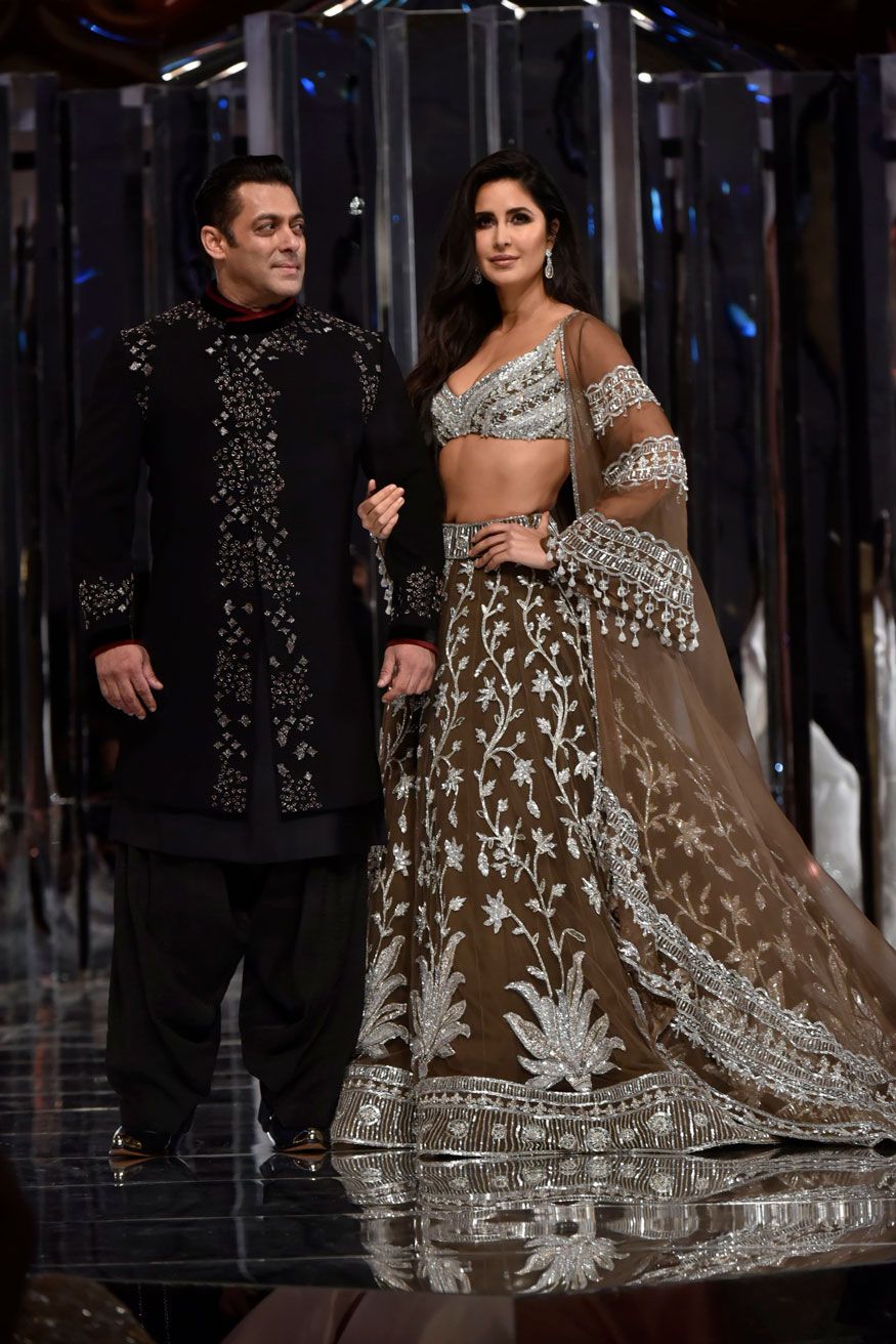 Salman Khan, Katrina Kaif Walk the Ramp for Manish Malhotra