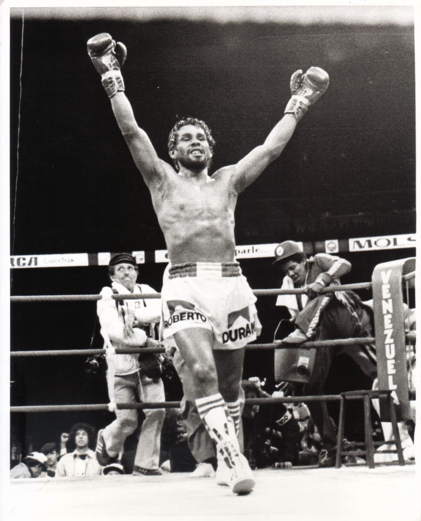 Roberto Duran celebrates another victory