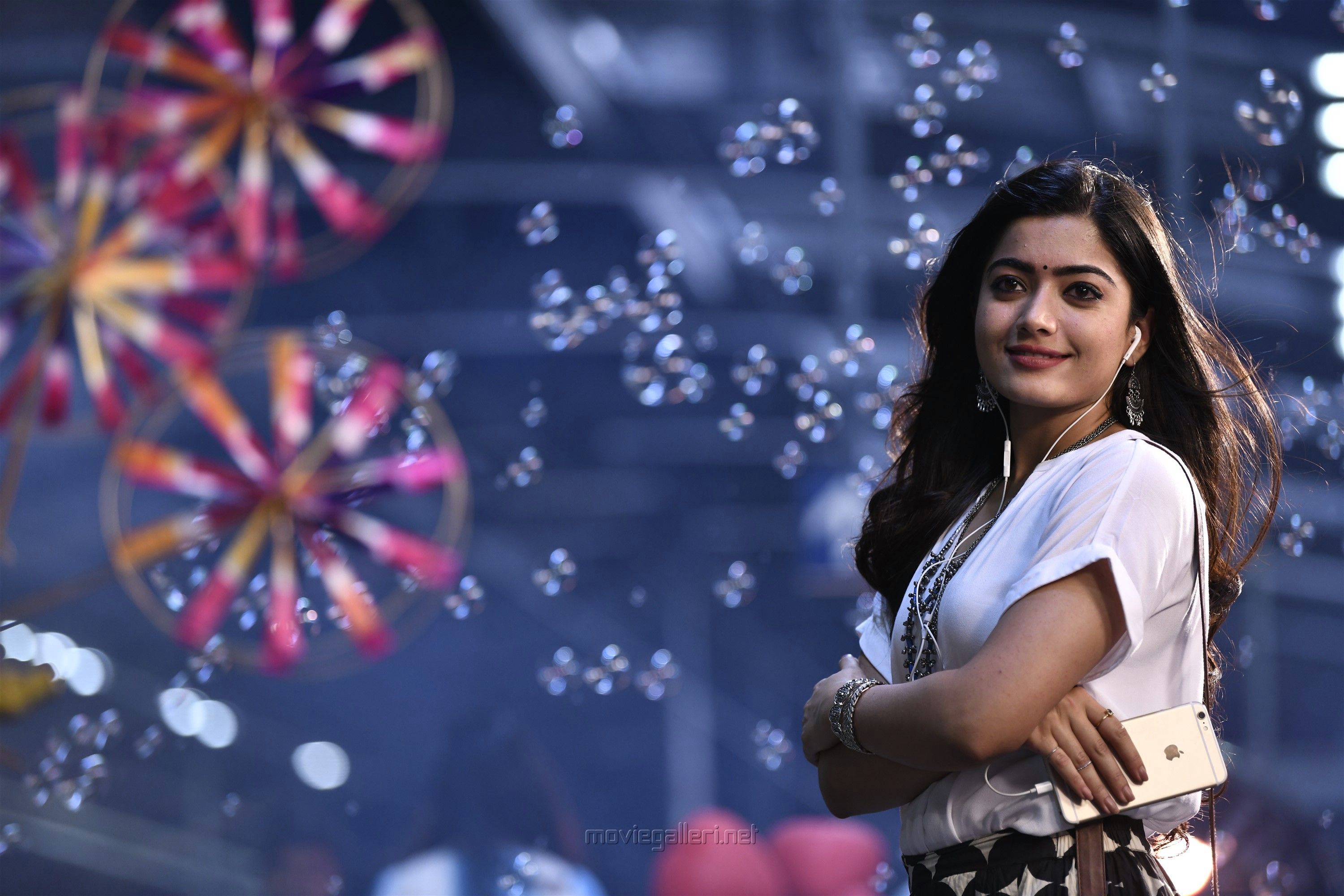 Devadas Actress Rashmika Mandanna Photo HD. New Movie Posters