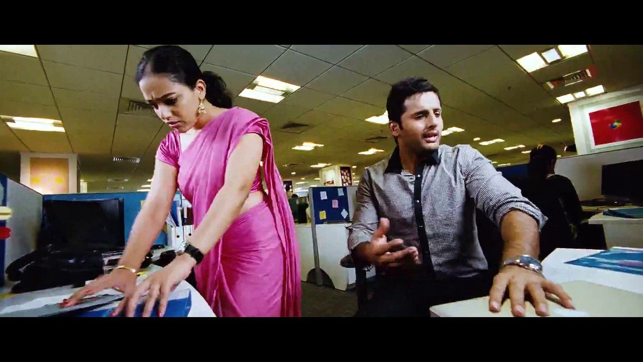Nithin Kushi Scene Spoof. Gunde Jaari Gallanthayyinde Movie Scene. NithyaMenon