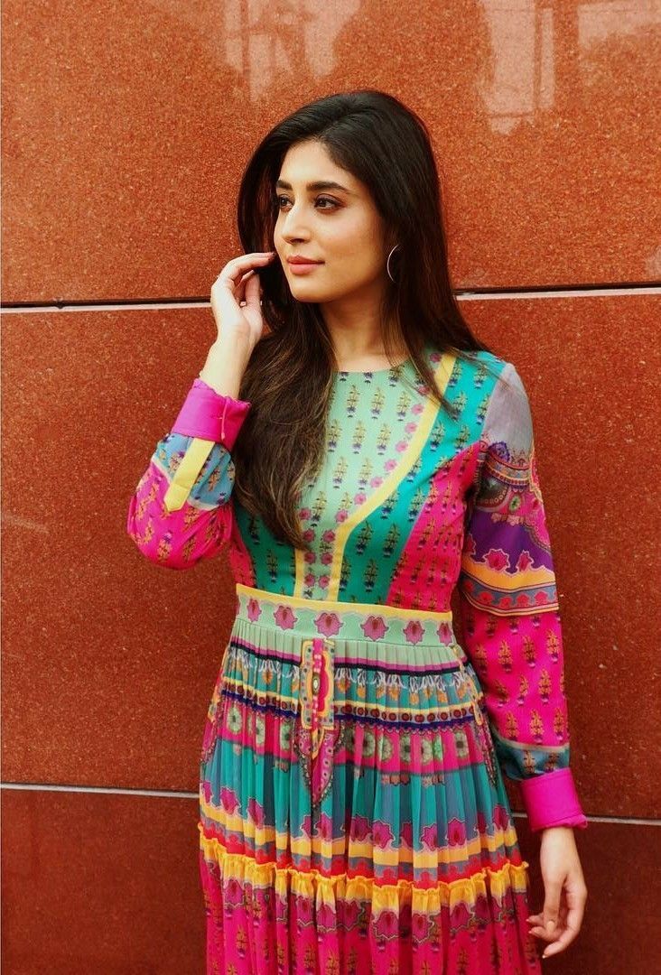 Beautiful girl Kritika Kamra movie actress. Happy dresses, Kritika kamra, Blouse design models