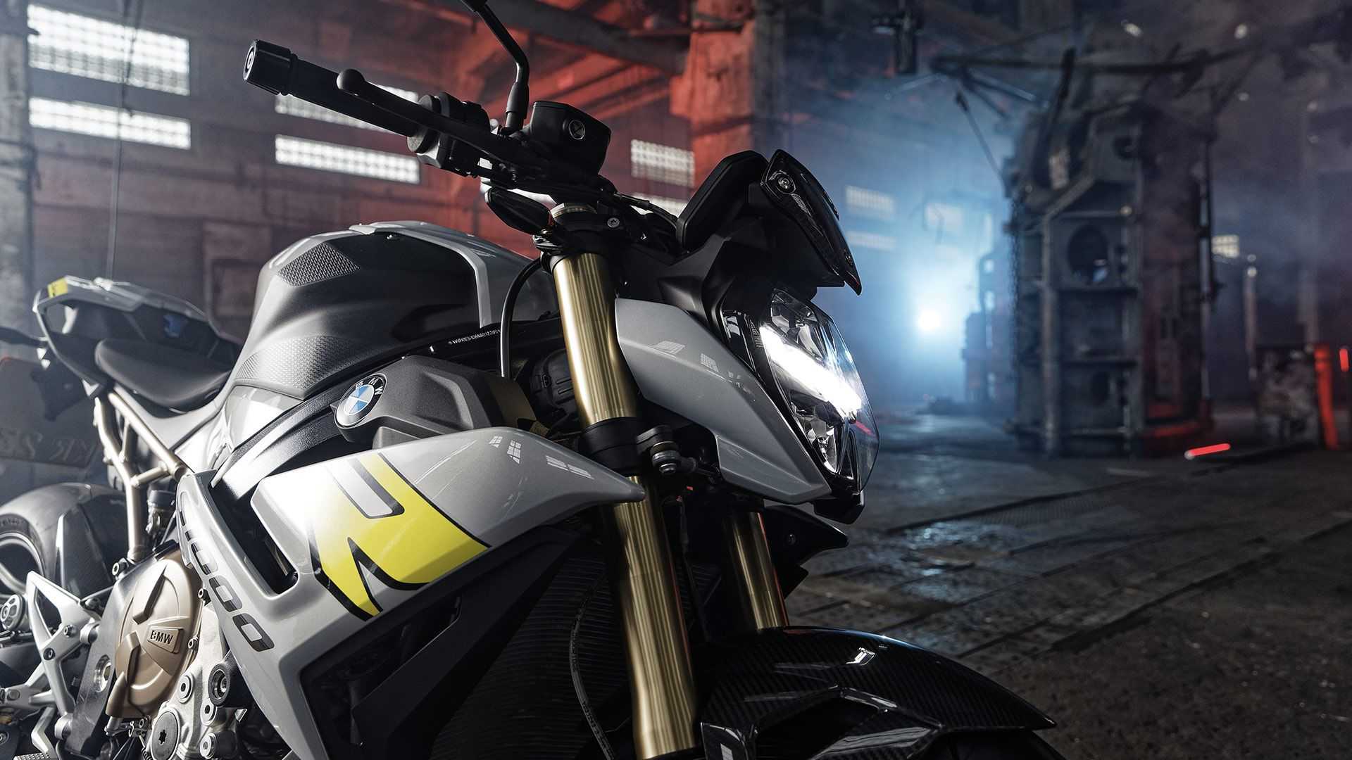 New Lighter, More Dynamic 2021 BMW S 1000 R Launched