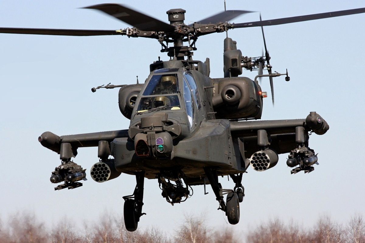 AH 64 Apache Attack Role Helicopter. Fighter Jet Picture And Photo