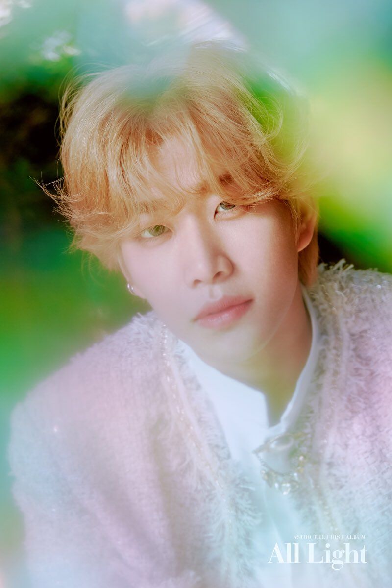 image about ASTRO⭐(아스트로). See more about astro, kpop and rocky