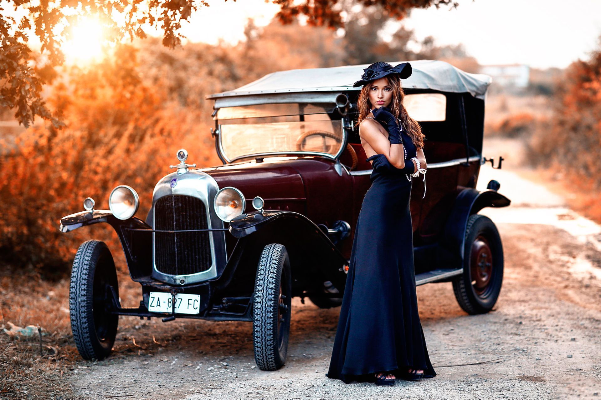 Women Model Woman Vintage Car Girl Blue Dress Outdoor Brunette Hat Wallpaper. Retro cars, Classic cars, Car wallpaper