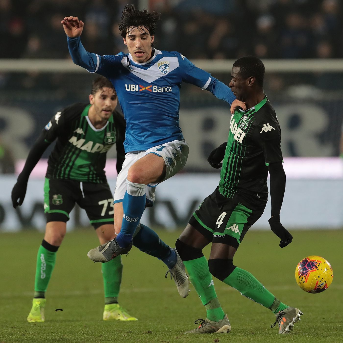 Report: Brescia would 'unleash an auction' if Sandro Tonali is sold this summer & White & Read All Over