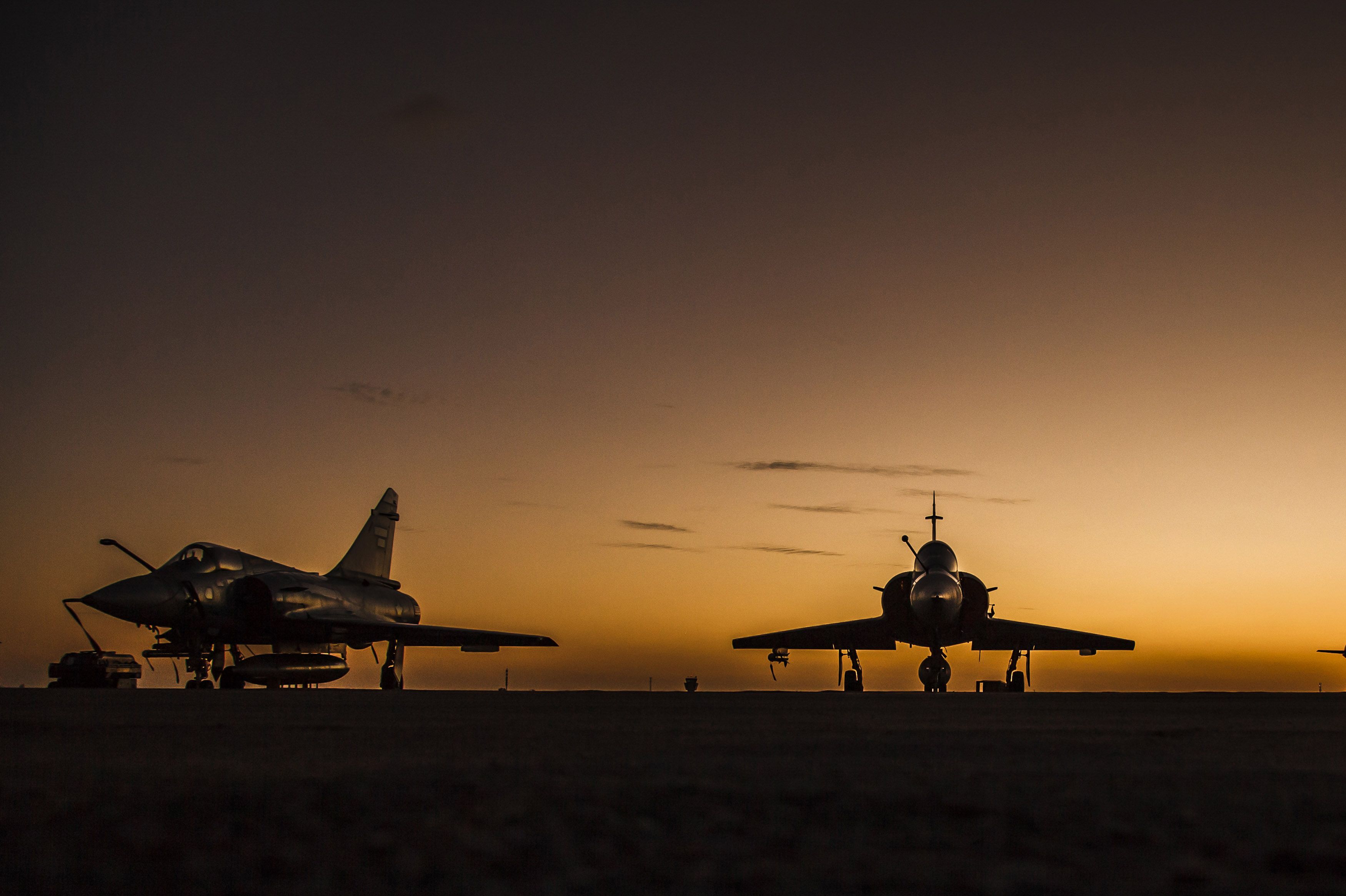 Dassault Mirage 2000 Jet Fighter Aircraft Warplane Sunset Silhouette Wallpaper:3500x2331