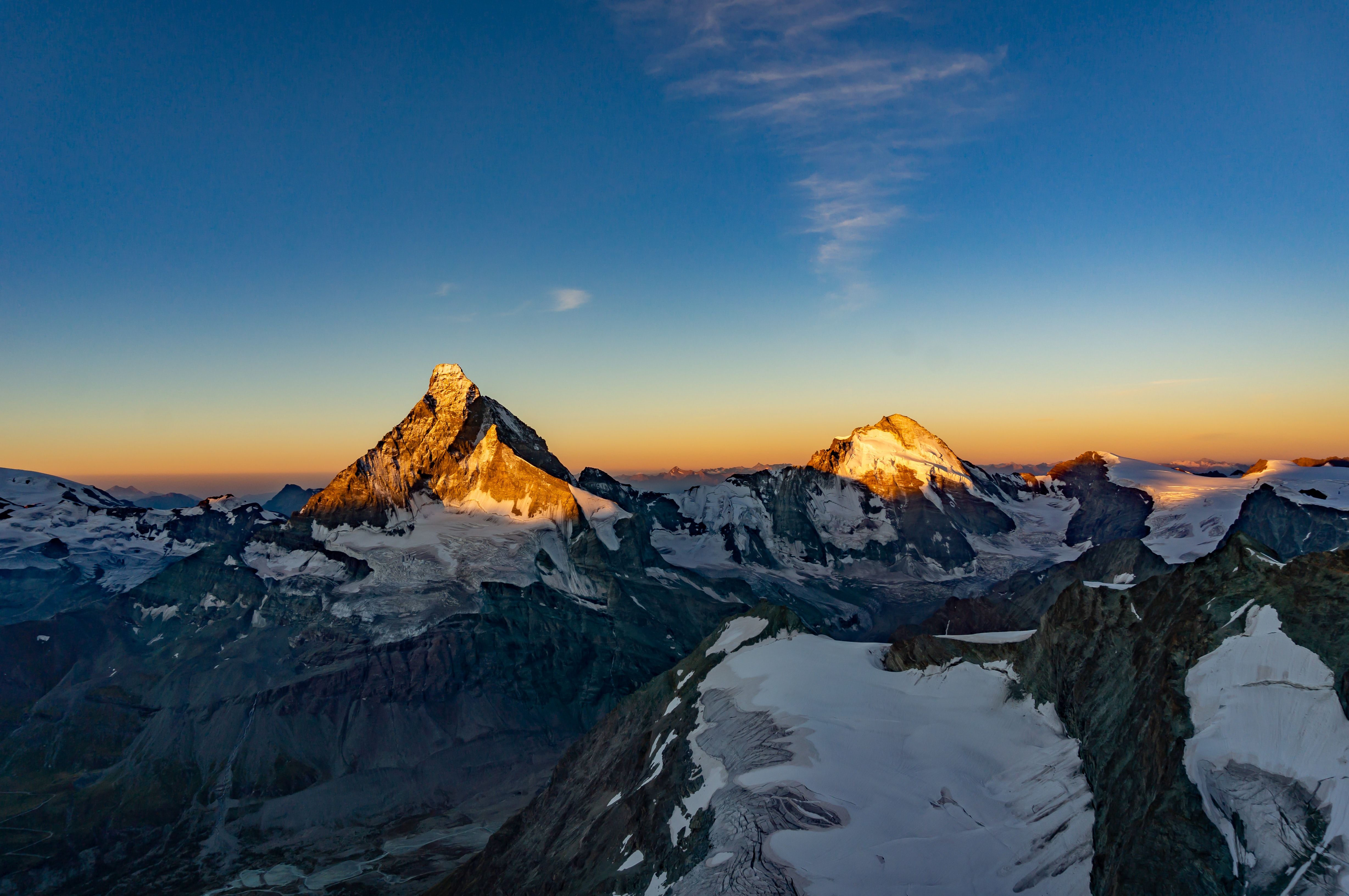 Matterhorn 4K Wallpaper, Dent d'Hérens, Mountains, Sunrise, Morning, Snow covered, Nature