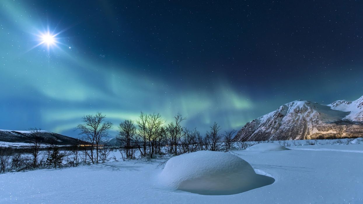 Norway snow winter night mountains northern lights stars wallpaperx1152