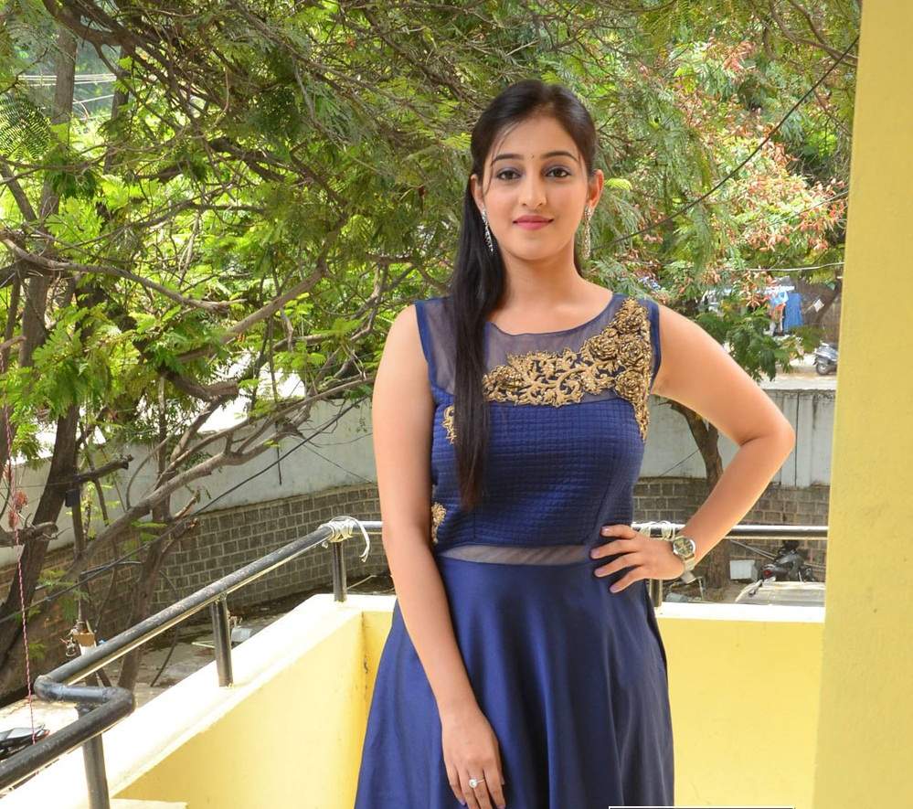 Kannada Actress Mouryani Latest HD Image and Wallpaper