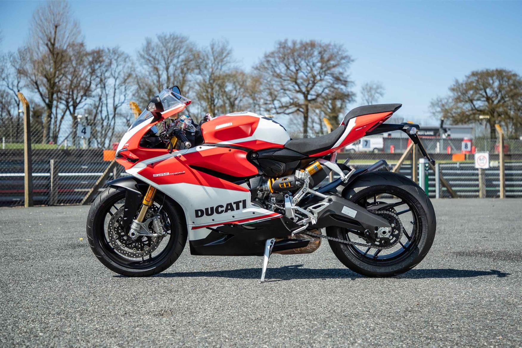 DUCATI 959 PANIGALE CORSE (2018 On) Motorcycle Review