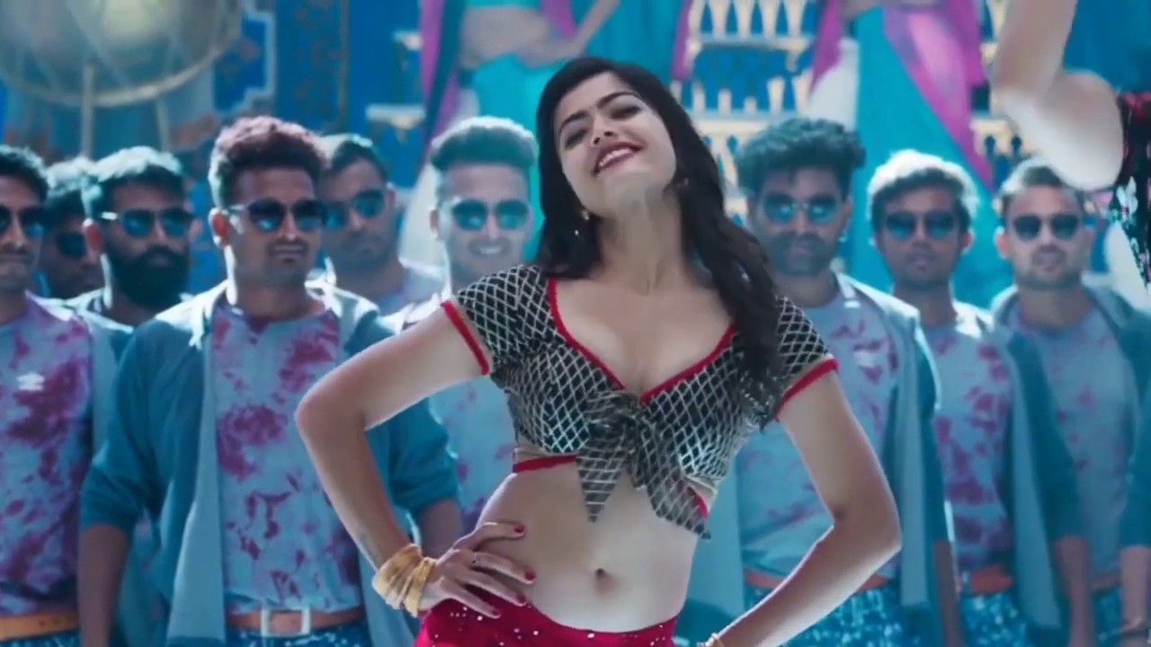 Rashmika Mandanna Hot Cleavage Navel