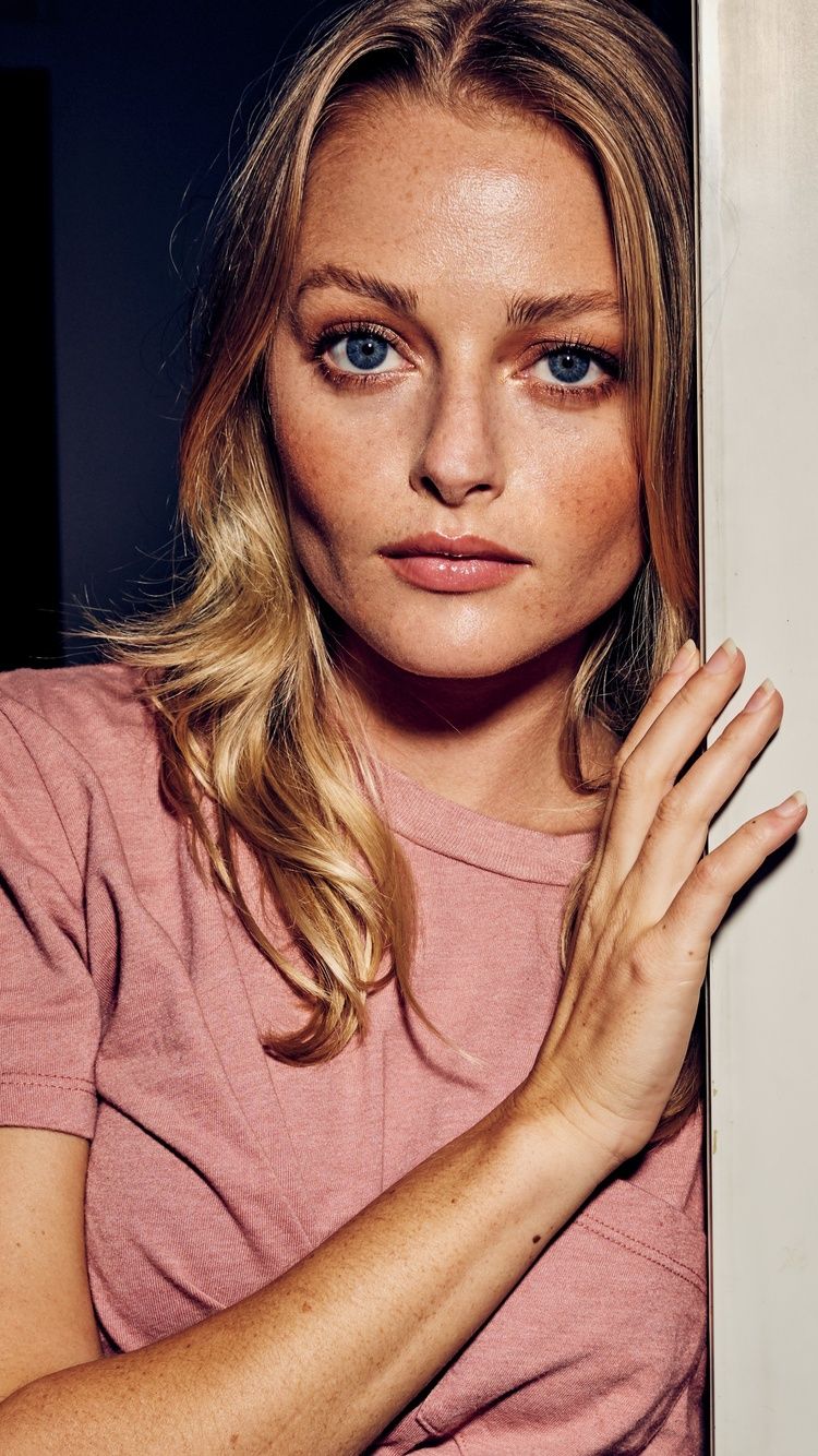 Blue Eyes Gorgeous Girl iPhone 6, iPhone 6S, iPhone 7 HD 4k Wallpaper, Image, Background, Photo and Picture