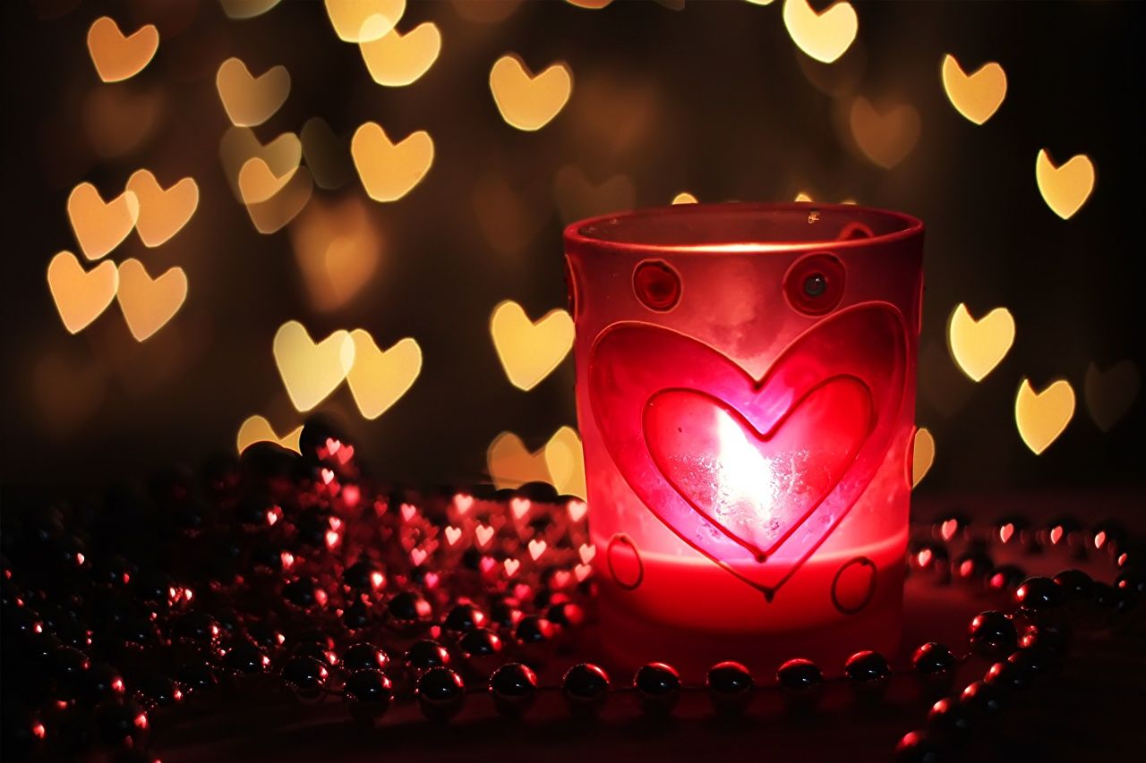 Picture Valentine's Day Heart Fire Highball glass Candles Closeup