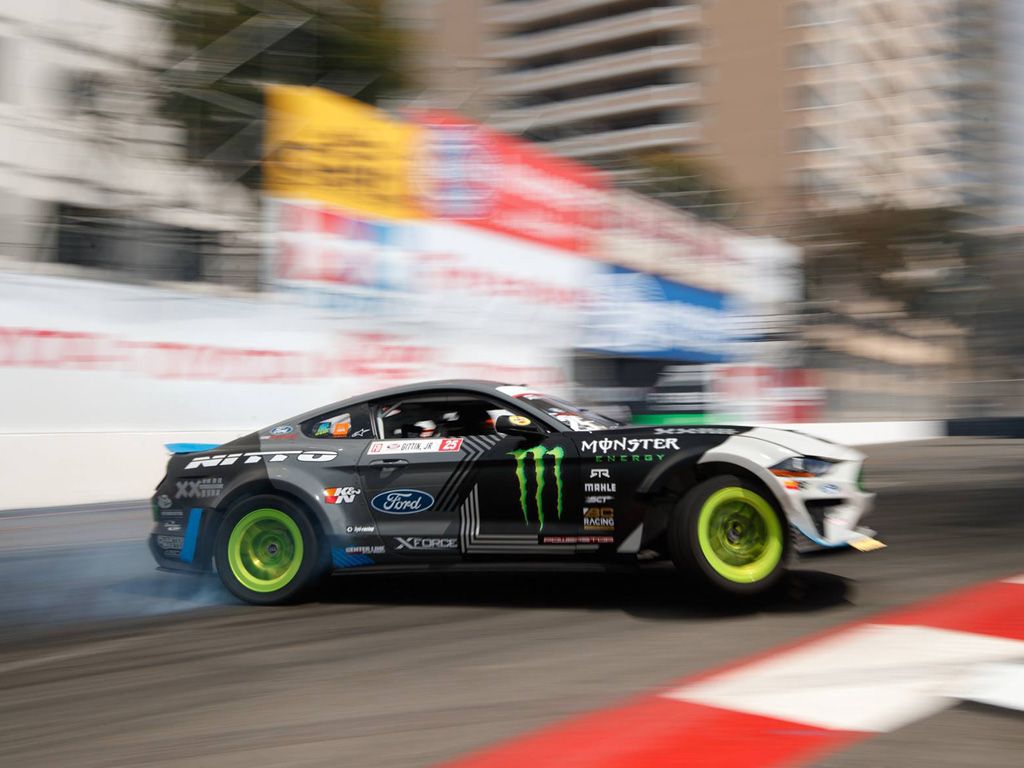 XForce Performance Exhaust and Vaughn Gittin Jr.XFORCE AND VAUGHN GITTIN JR UNIFIED PARTNERSHIP