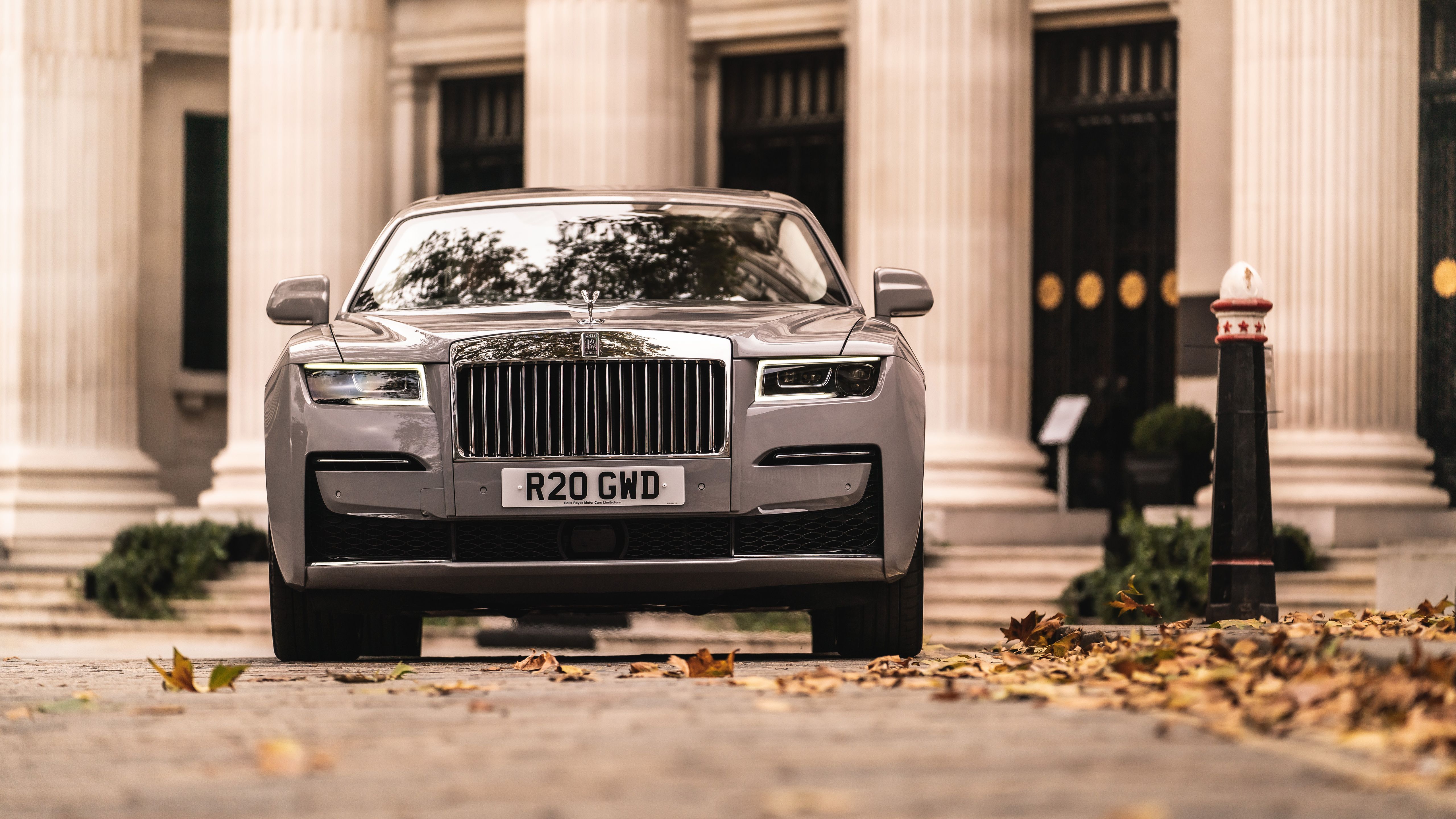 Rolls Royce Ghost 2021 5K 2 Wallpaper .hdcarwallpaper.com