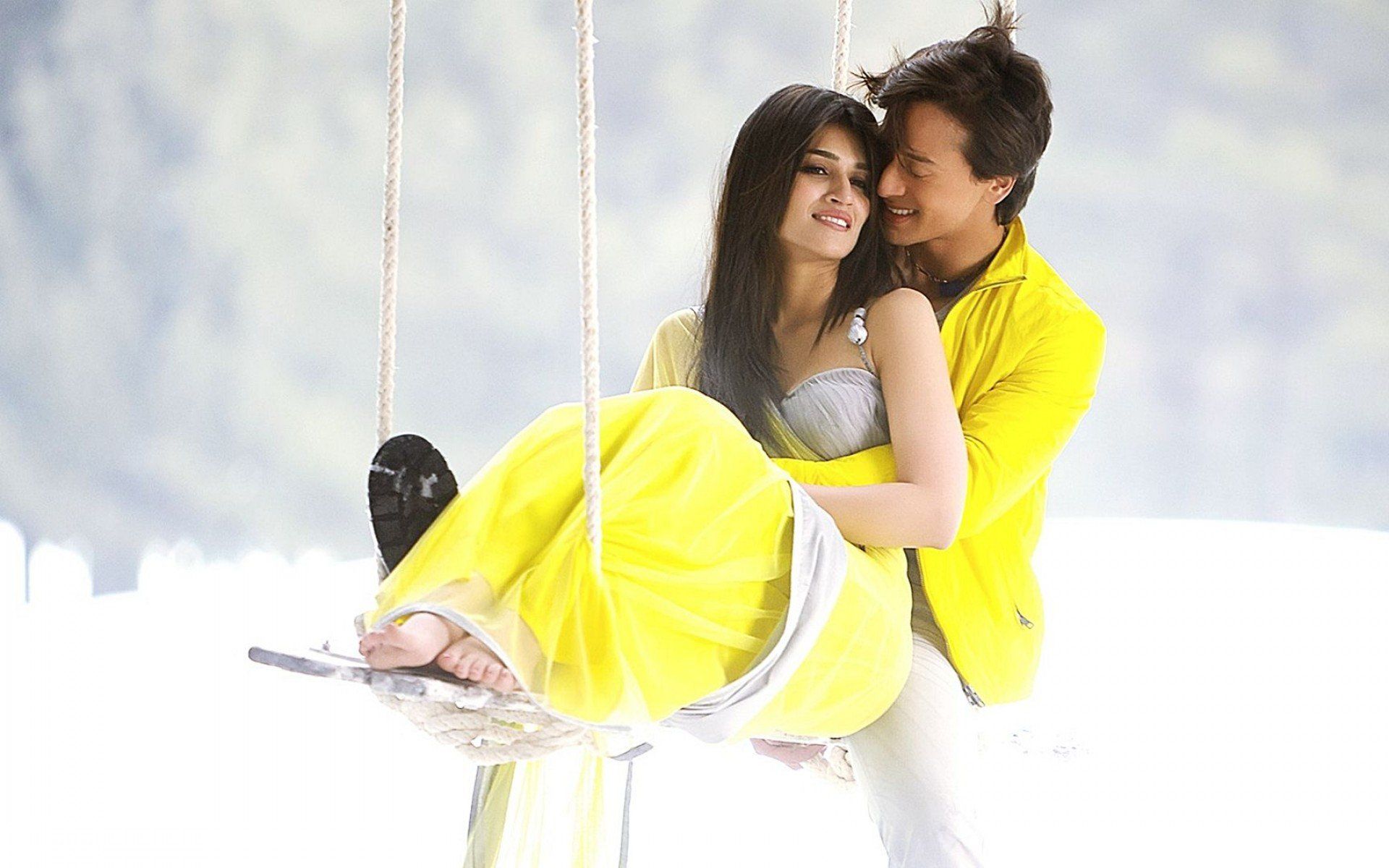 heropanti, Bollywood, Romance, Action Wallpaper HD / Desktop and Mobile Background