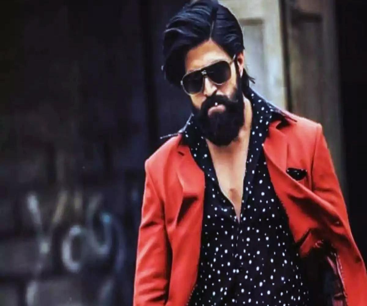 Yash resumes shooting for 'KGF: Chapter 2'. The News Minute