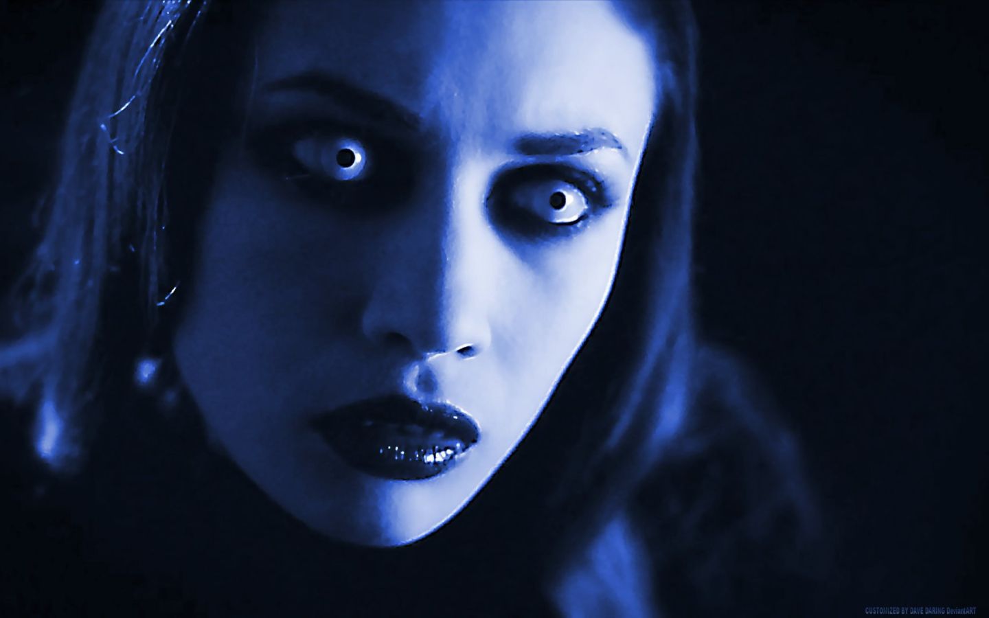 The evil vampire girl Desktop wallpaper 1440x900