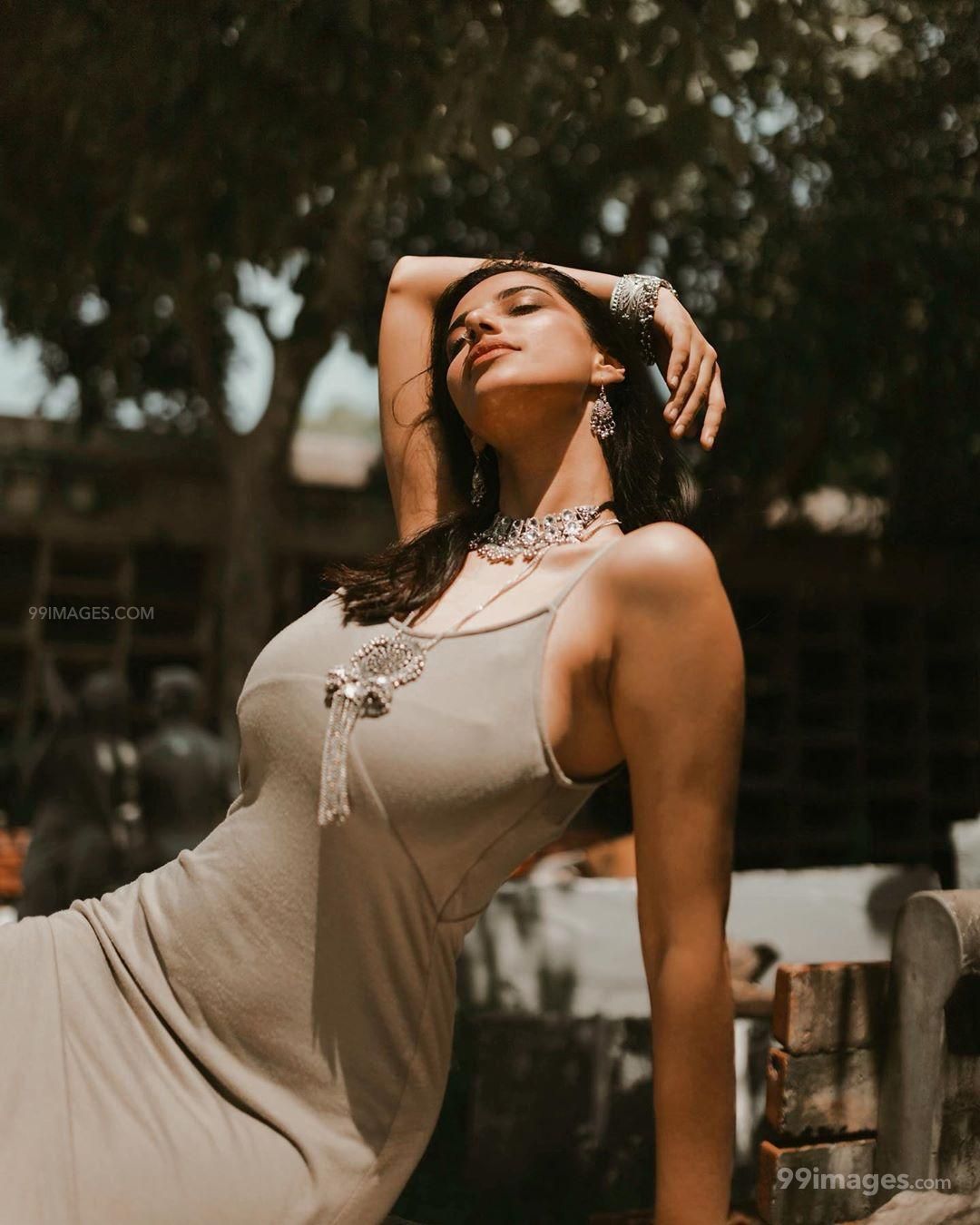 Meenakshi Chaudhary HD Wallpaper (Desktop Background / Android / iPhone) (1080p, 4k) (1080x1350)